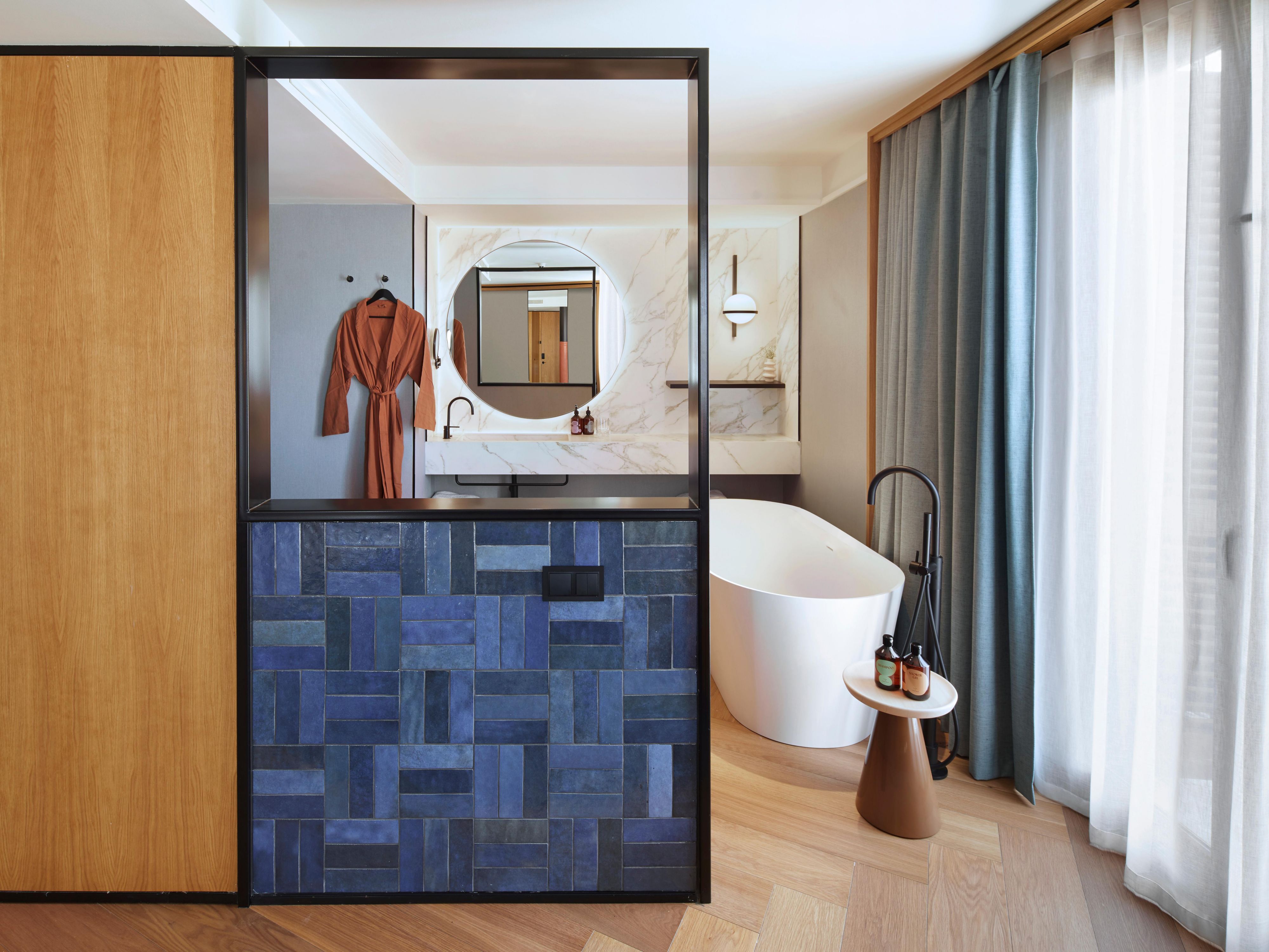 Open bathroom in our Gothic Suite