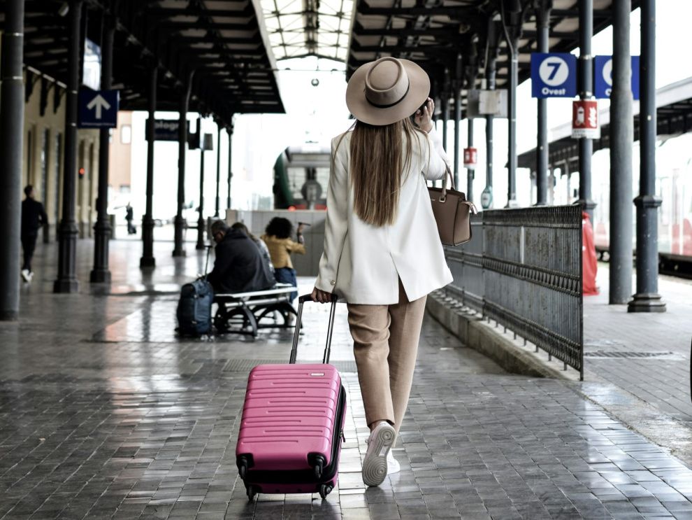 Women with luggage