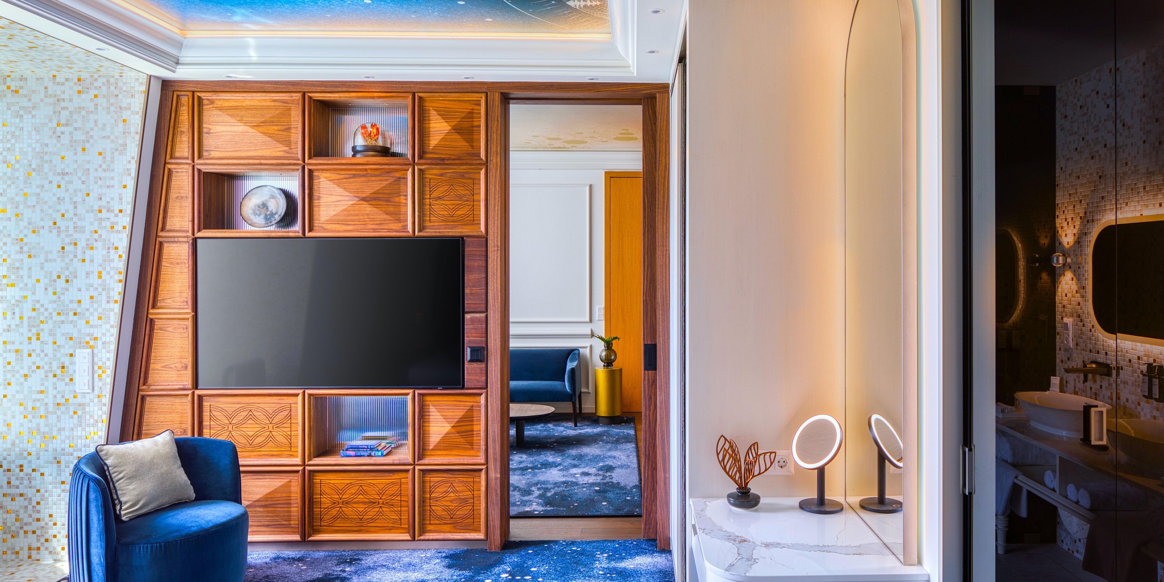 Kimpton BEM Budapest bedroom of the Cosmos Suite