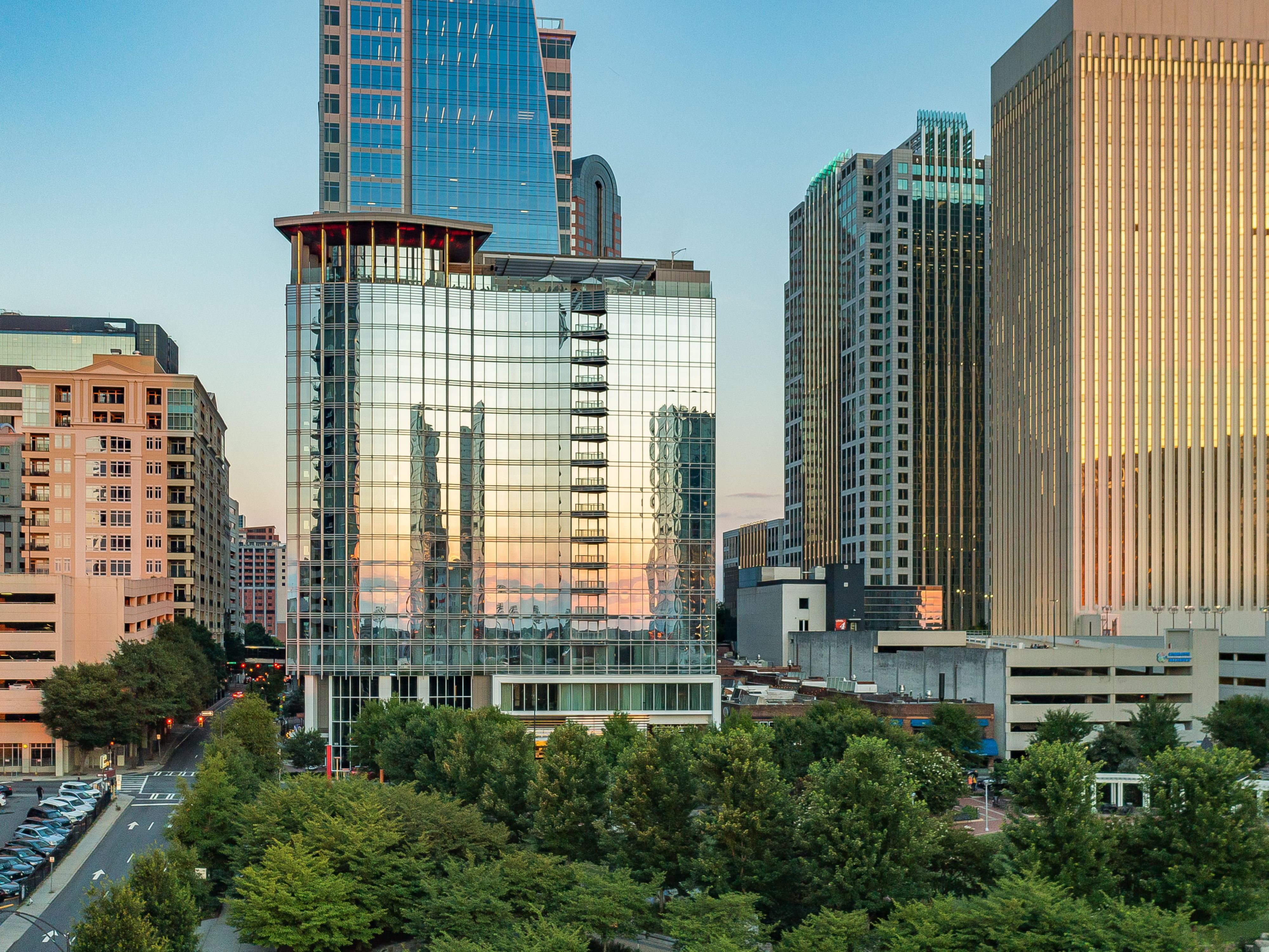 Near Our Charlotte Hotel  Hotel Near Bank Of America Stadium