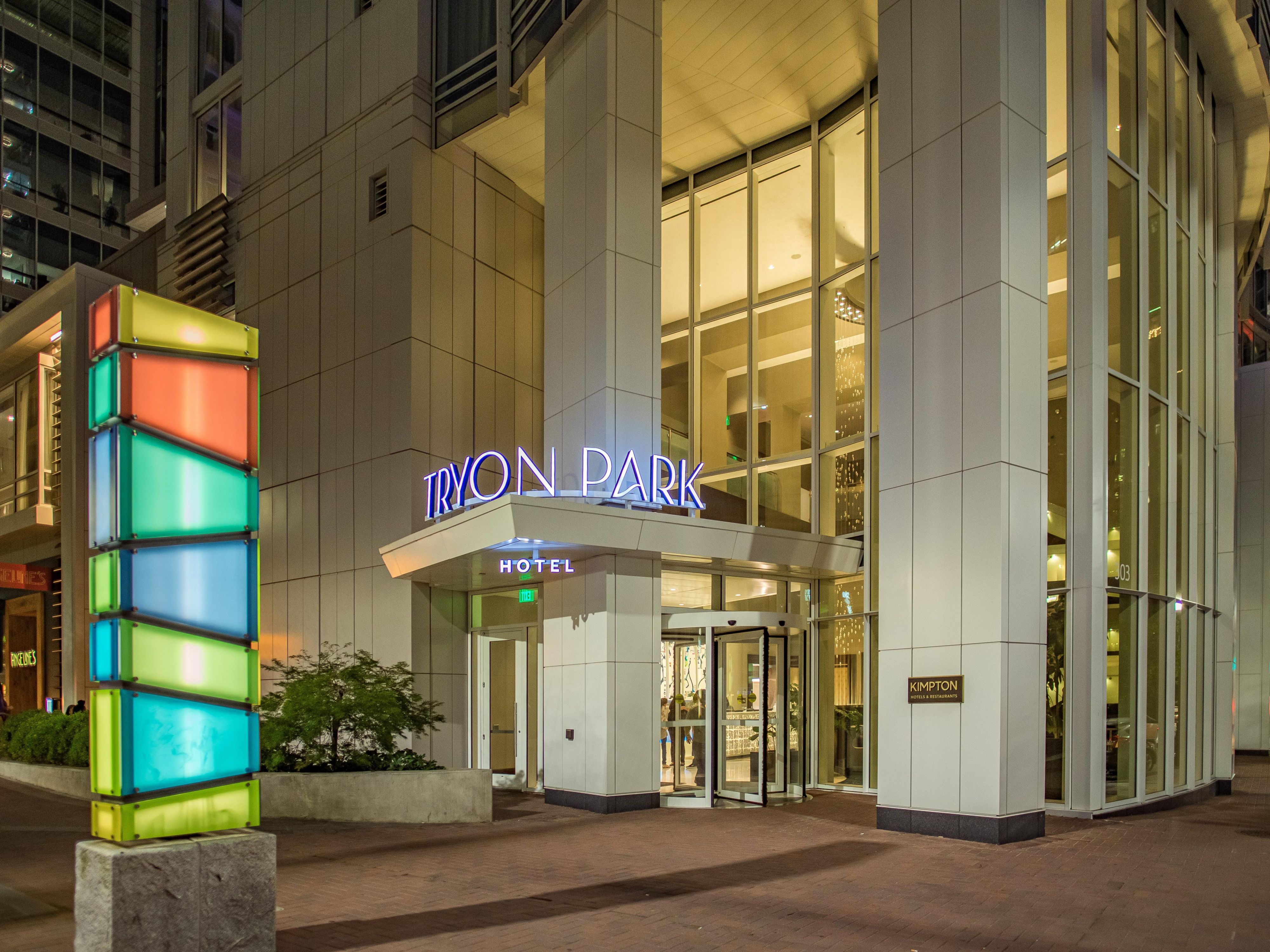 Tryon Park Entrance