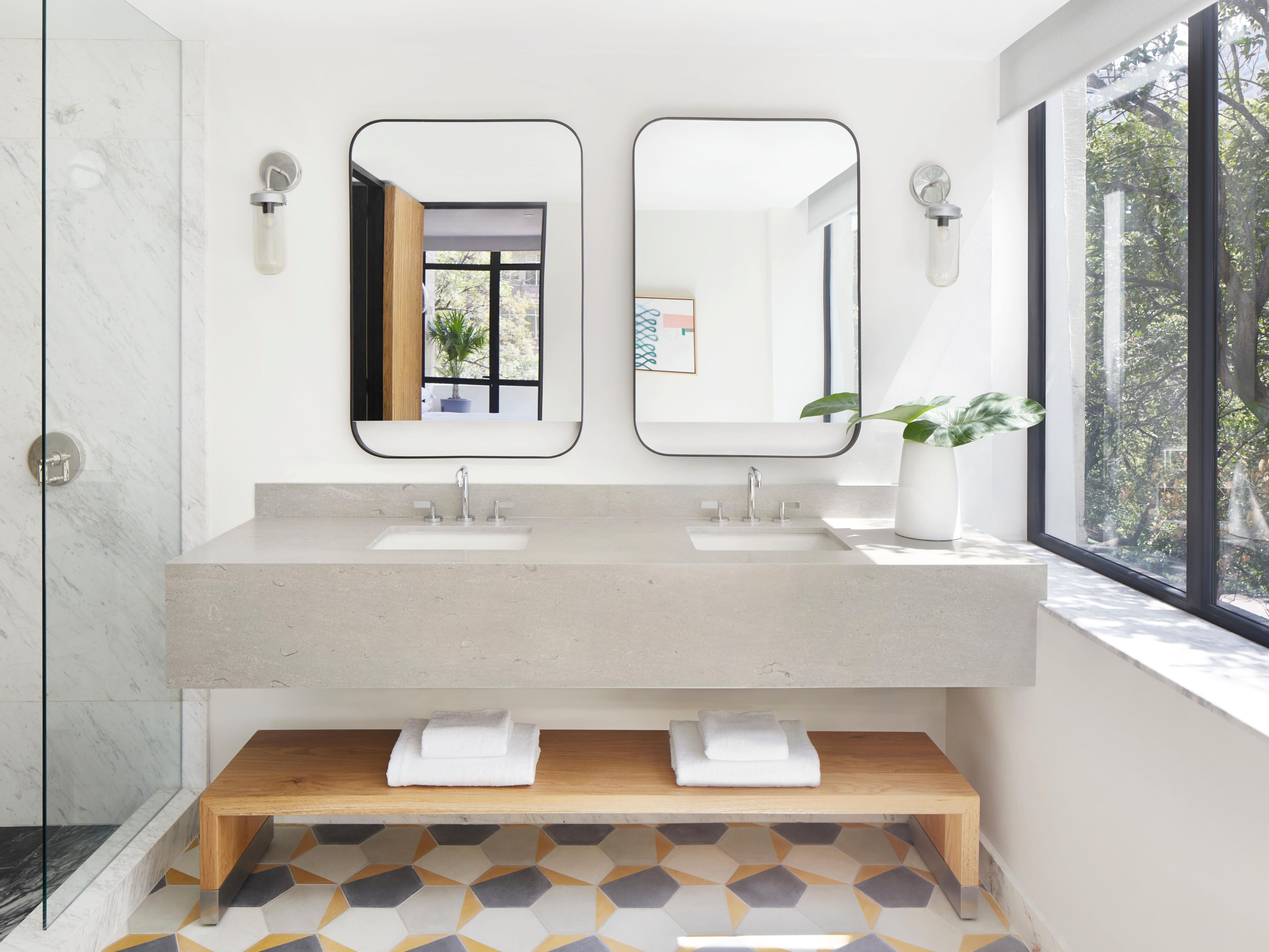 Double vanity bathroom at Kimpton El Castelar Polanco