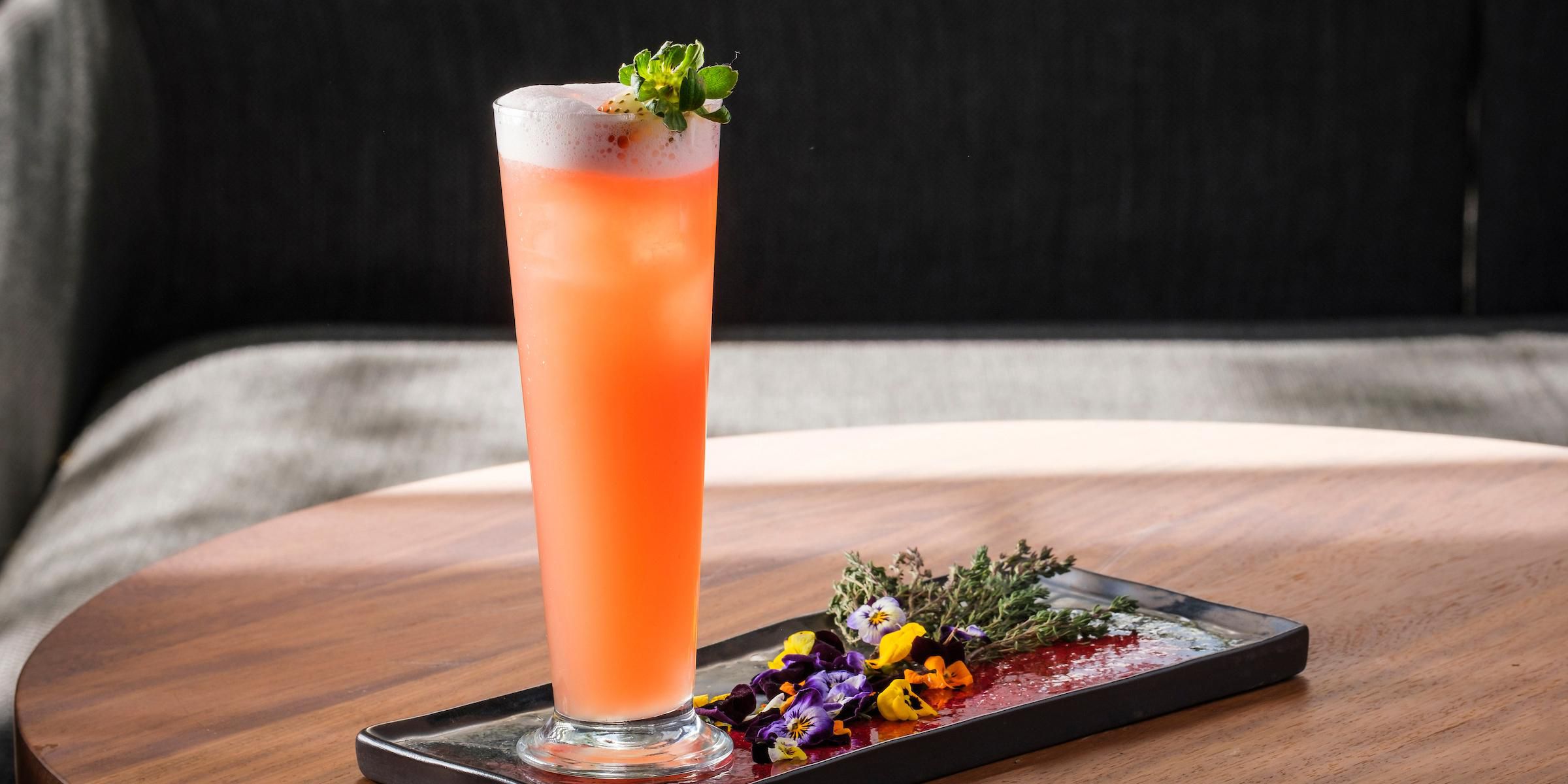 Experience a weekend getaway at Kimpton. Enjoy 20% off of our rooms, have a complimentary breakfast to start your day. Plus, we got your parking covered. Whether you’re looking to unwind or explore the local attractions, our weekend offer ensures you have everything you need. Book your stay now and indulge in the perfect blend of comfort and style.