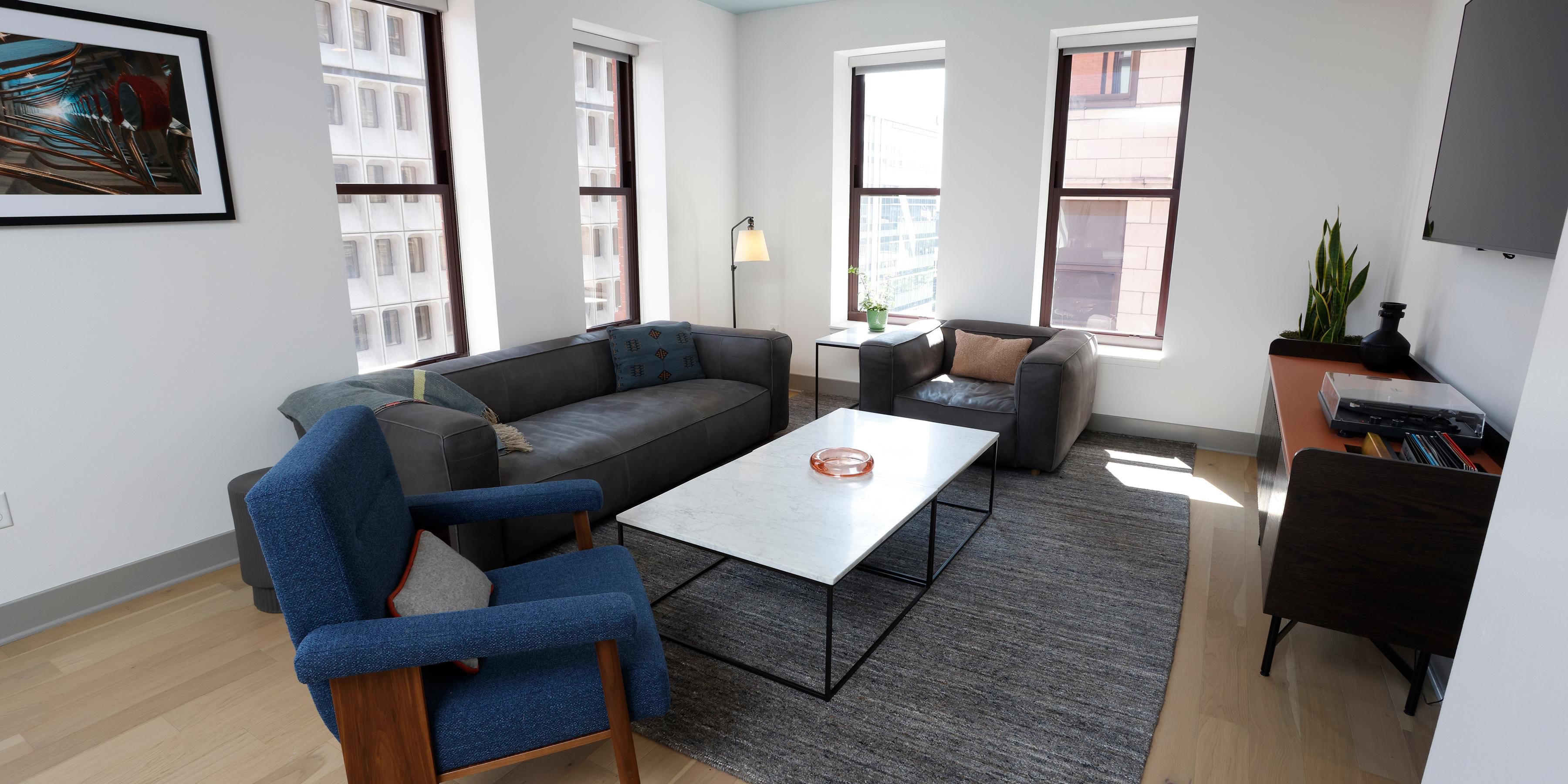 2 Bedroom Corner Apartment City View