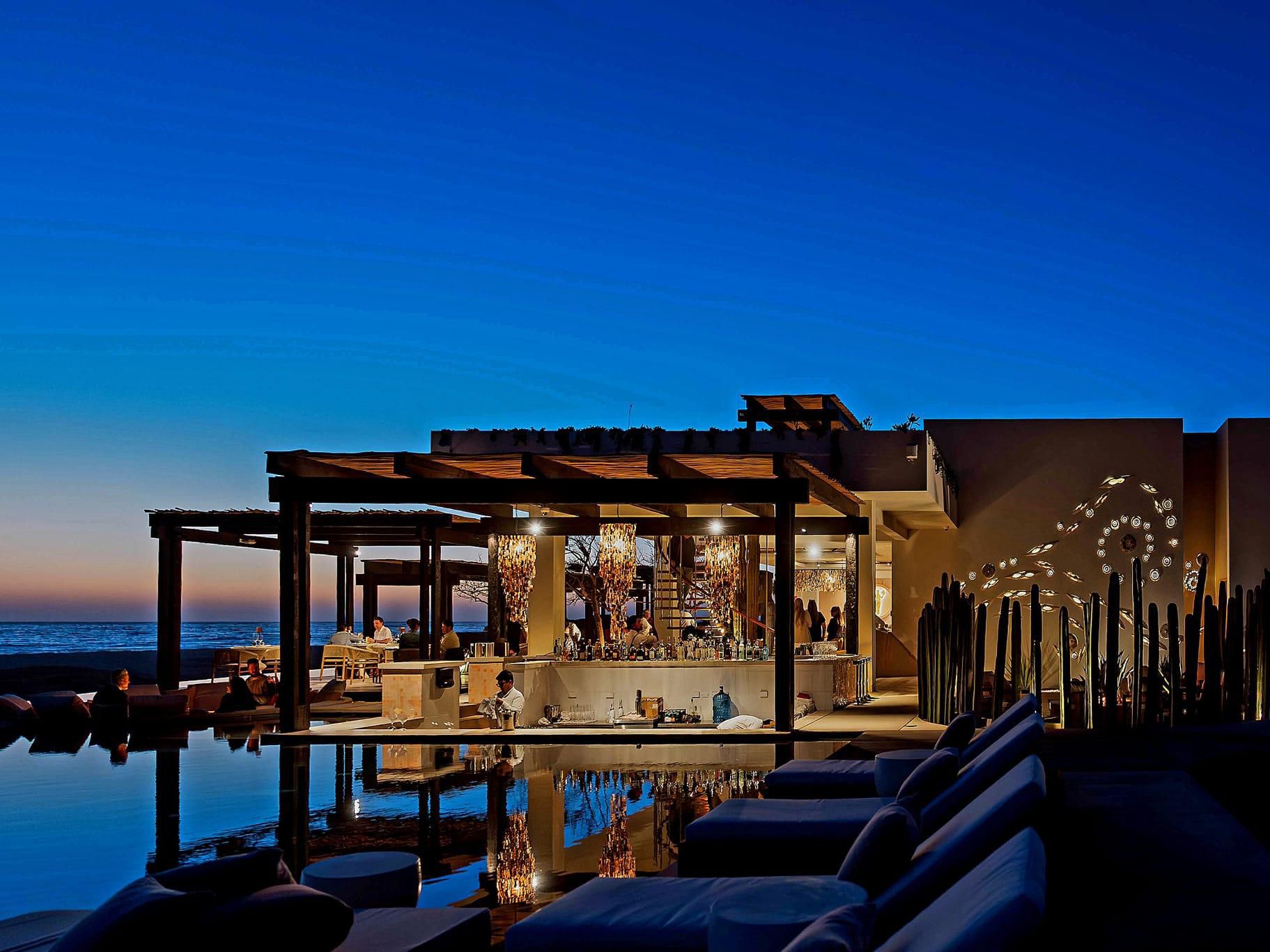 Kahal restaurant bar by the pool.