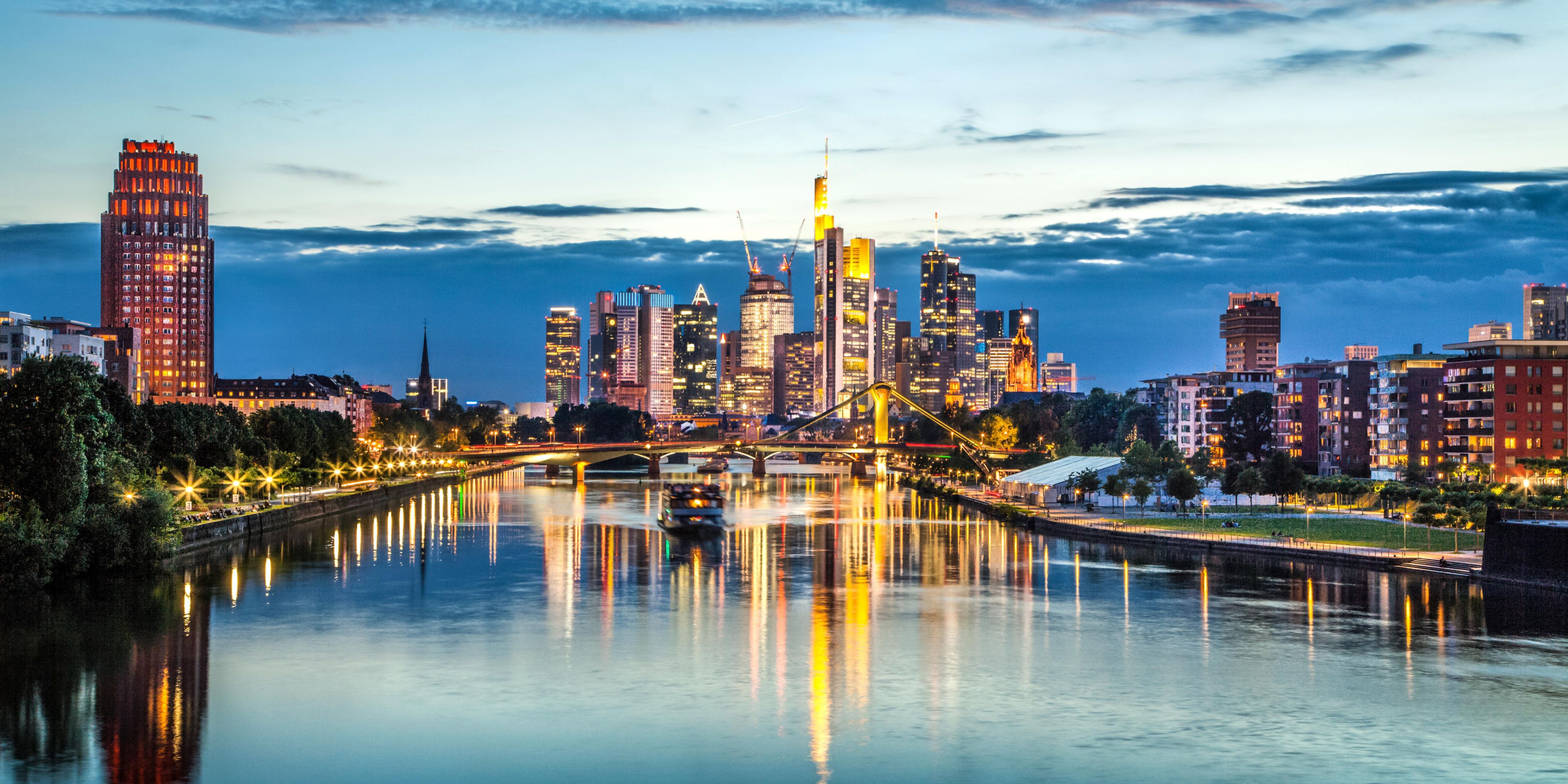 Located in the heart of Frankfurt, just steps from the exclusive Goethestraße, this prime location blends business and lifestyle effortlessly. Nestled beneath the striking towers of Four Frankfurt, it offers a modern, vibrant atmosphere perfectly connected to the city's pulse. Stay central, stay ahead.