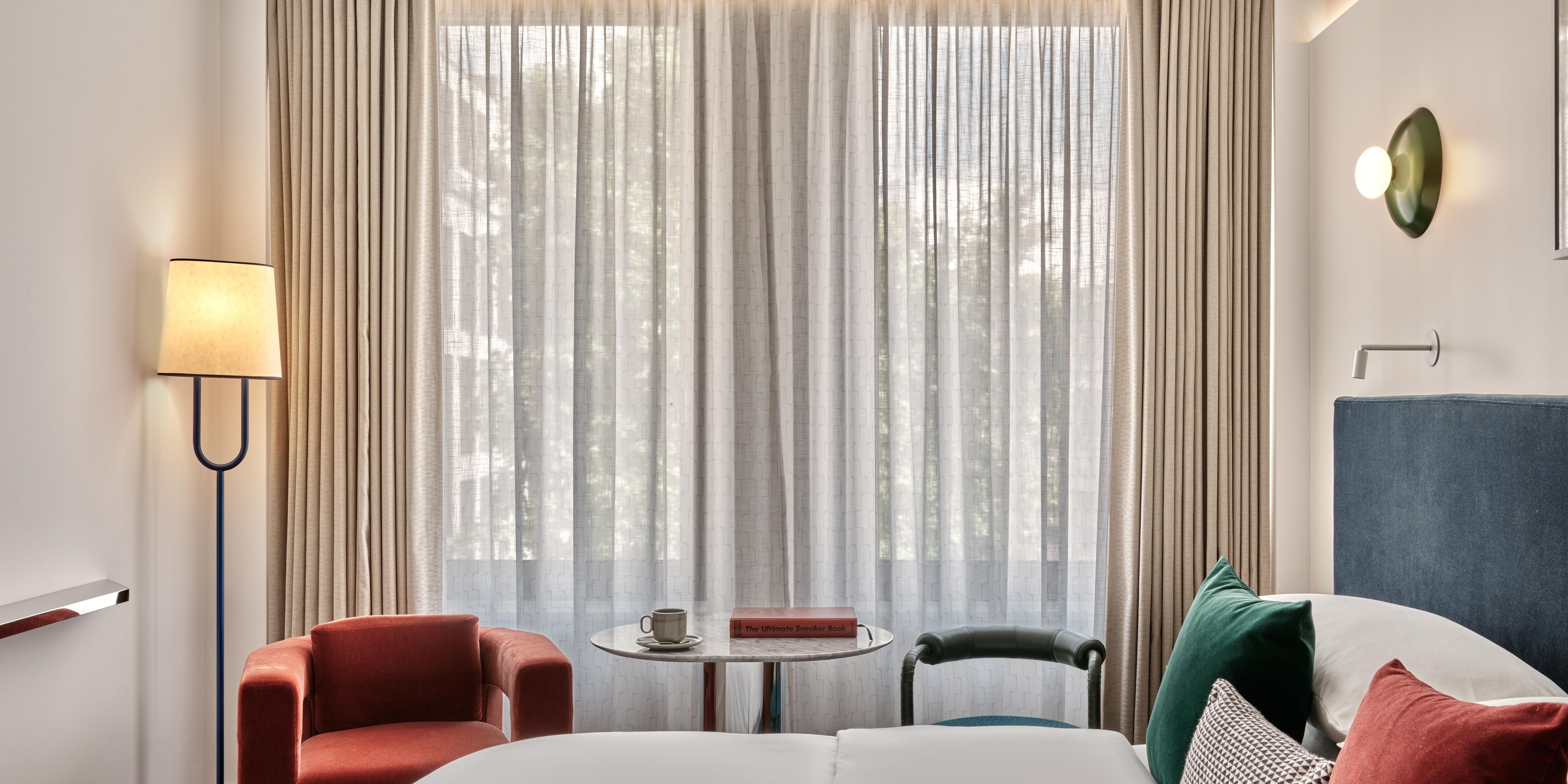 Design artesanal distinto no nosso quarto Essential .