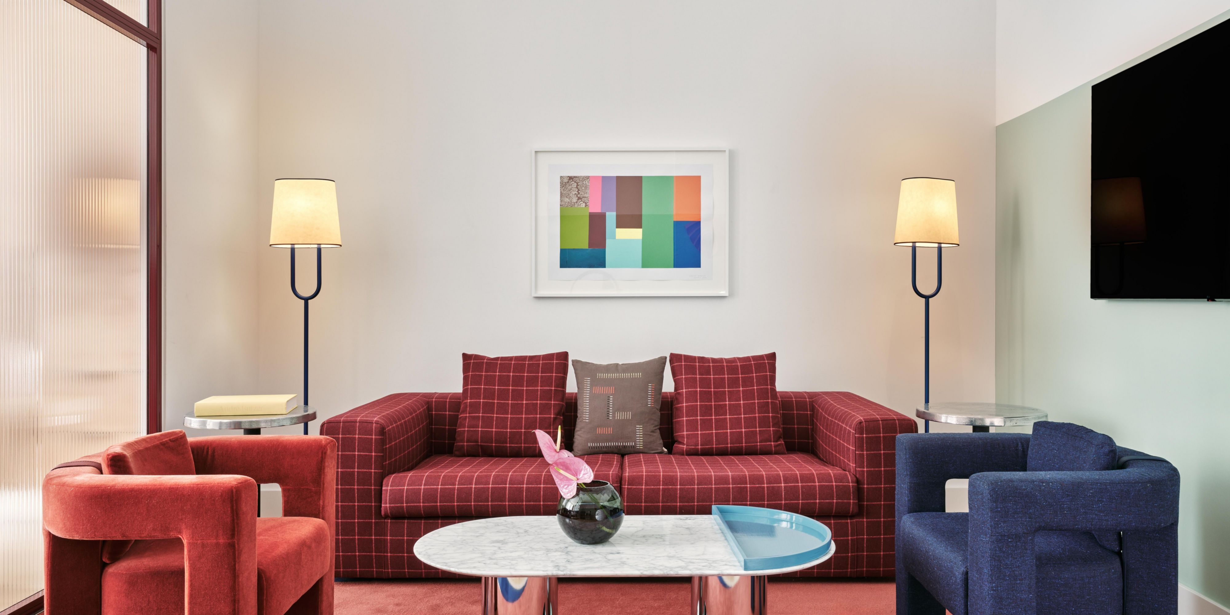 Immerse yourself in high-end luxury and contemporary comfort.