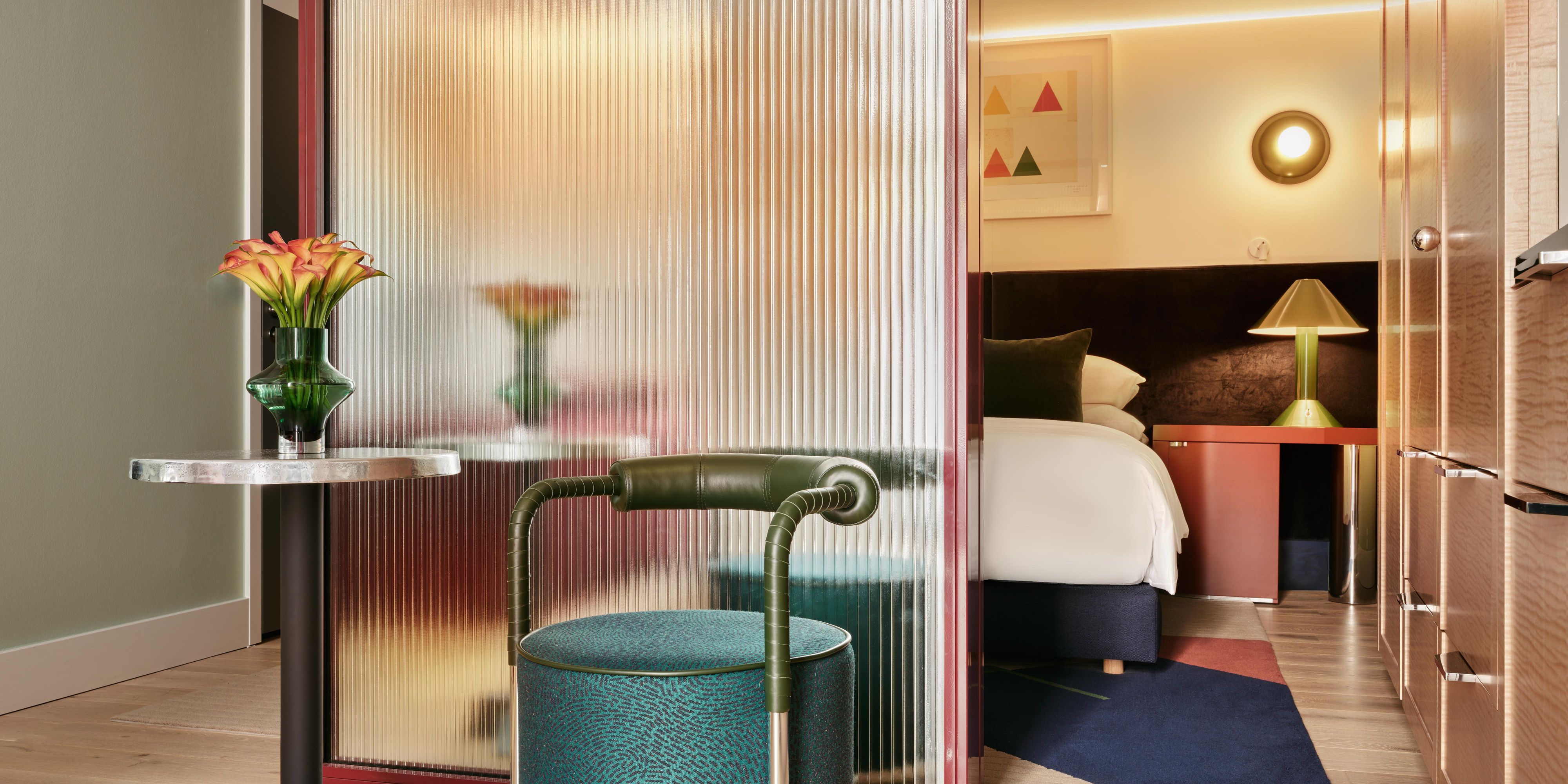 Handcrafted distinctive design in our Studio Suite.