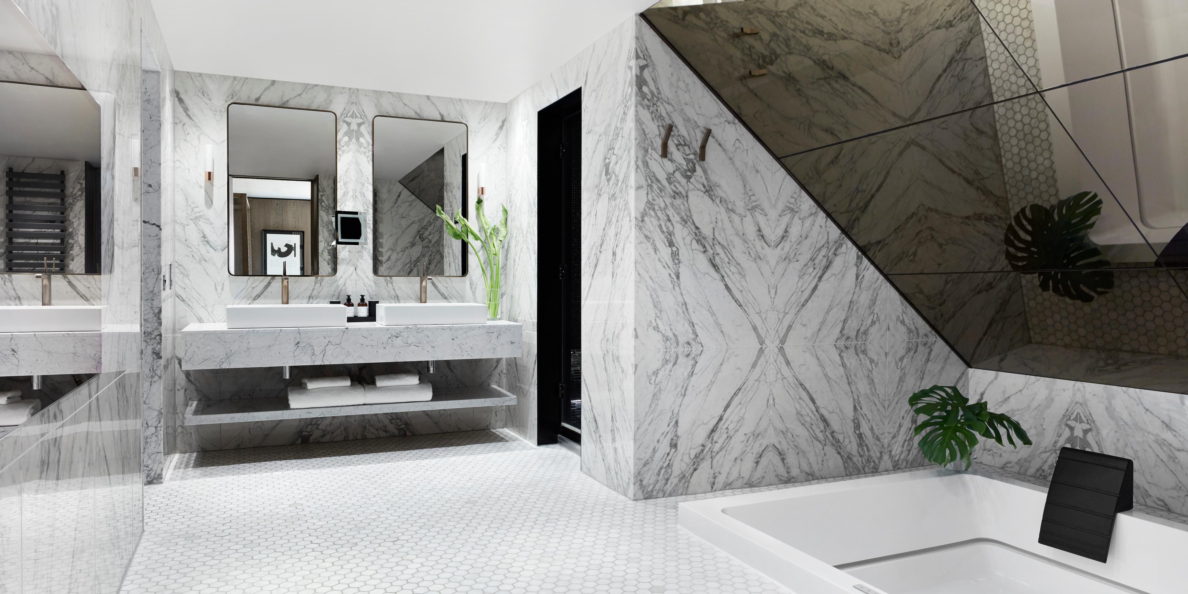 Kimpton Blythswood Square Penthouse Suite bathroom