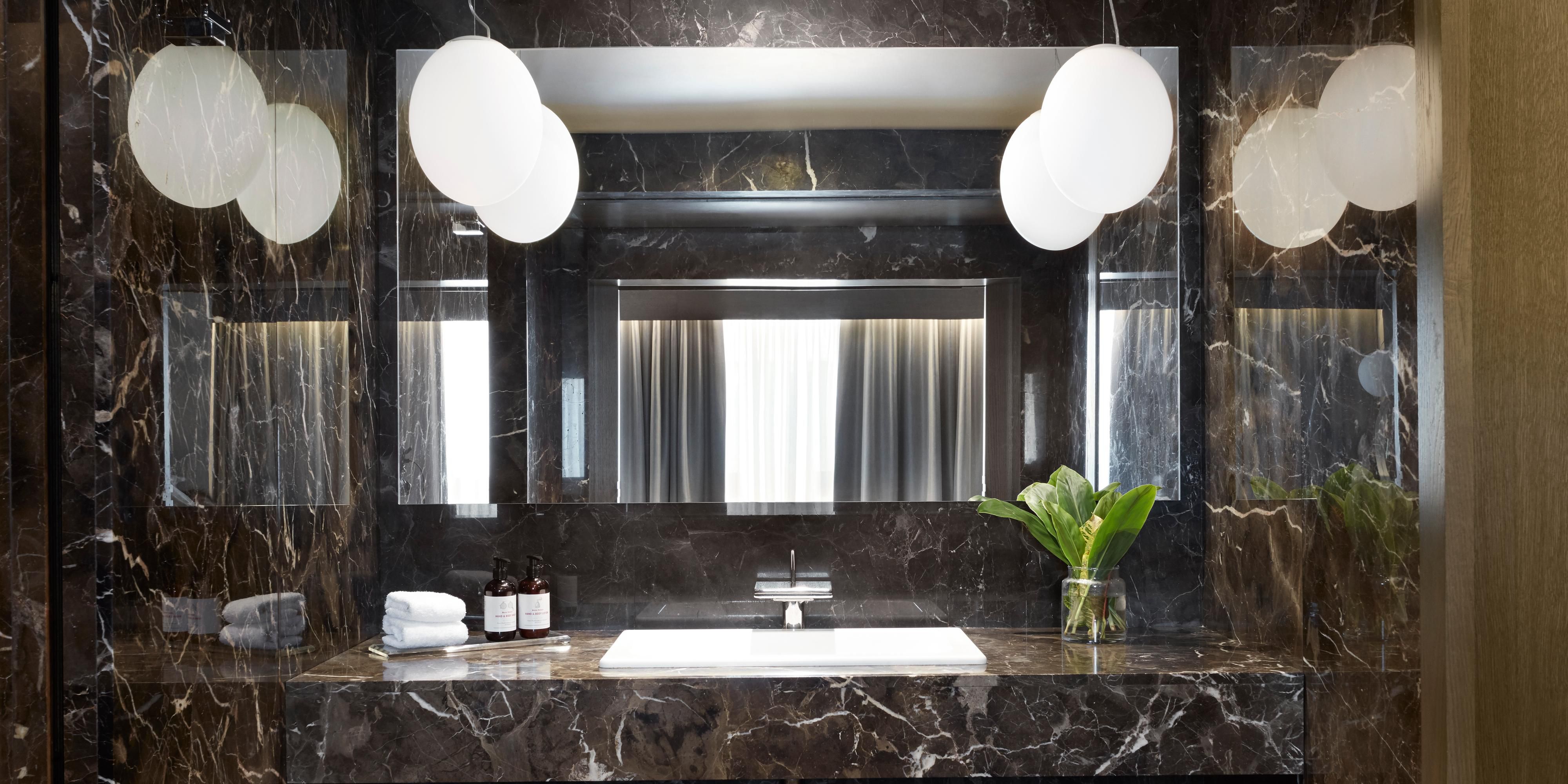 Beautiful bathroom with luxurious amenities 