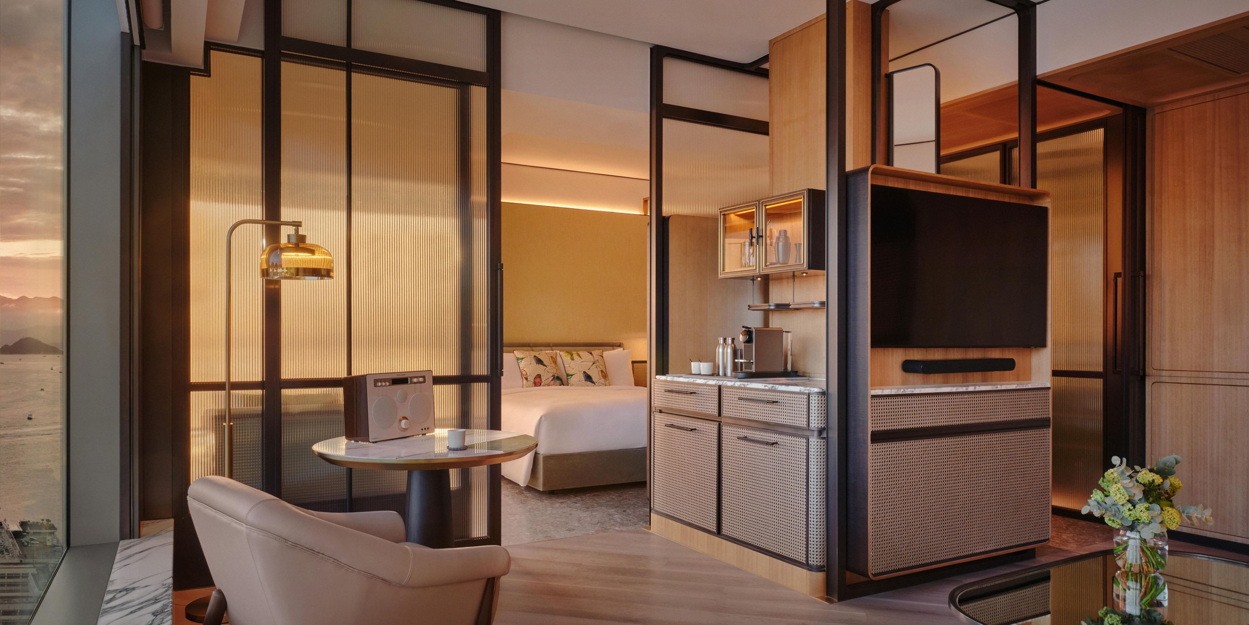 Kimpton Harbour Suite - Living Room