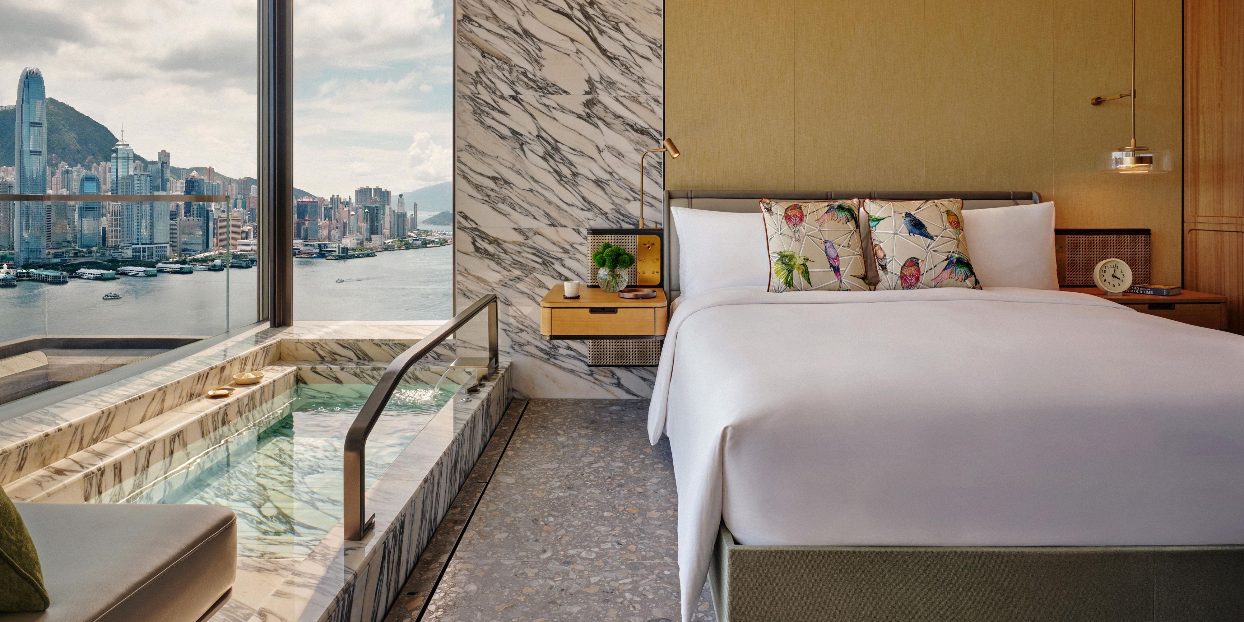 Kimpton Harbour Suite - Bedroom
