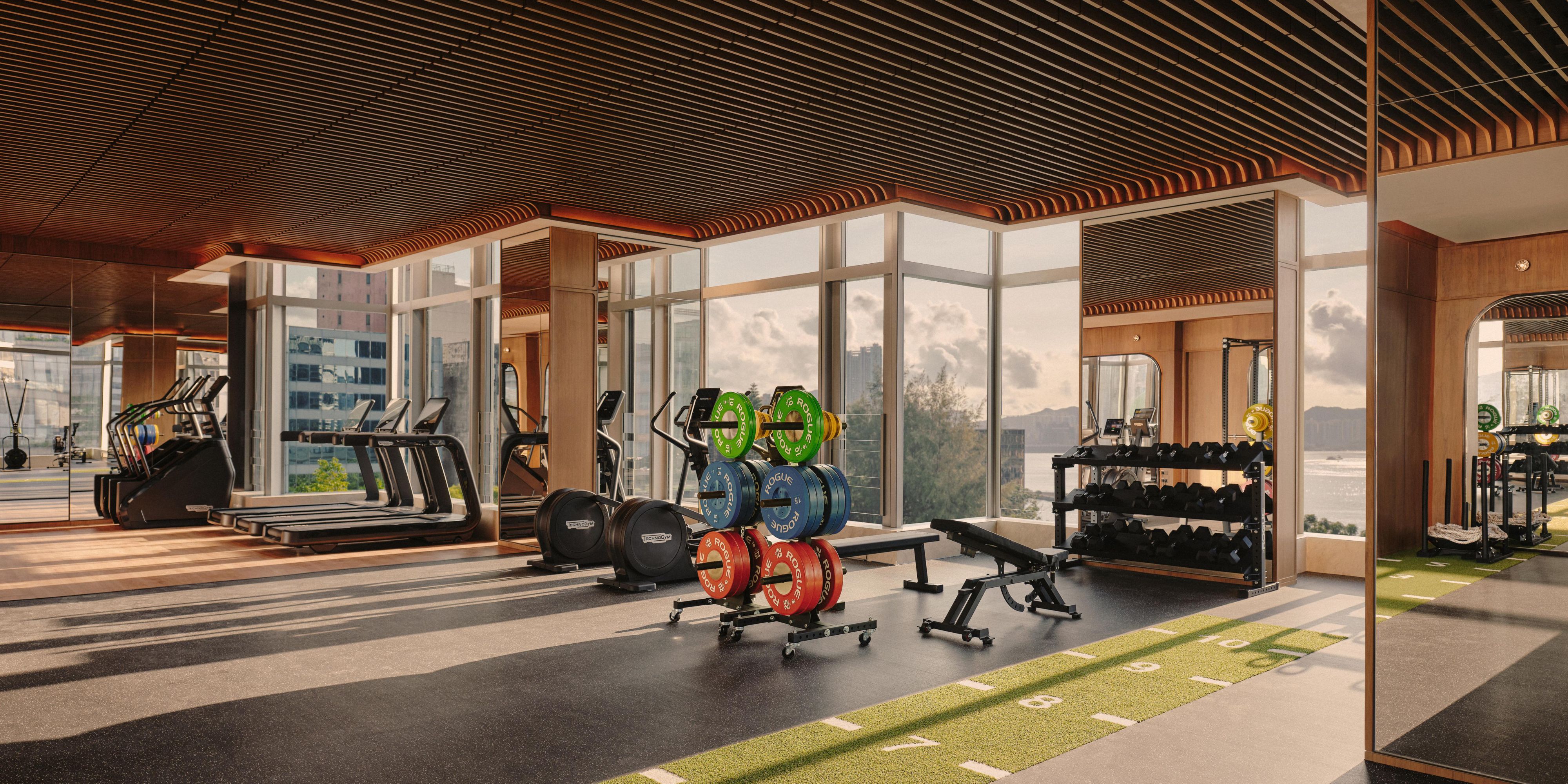Energize at our 200 sqm HYROX-affiliated fitness center. Don’t miss our 20-meter outdoor heated rooftop pool, perfect for a refreshing swim with stunning views.