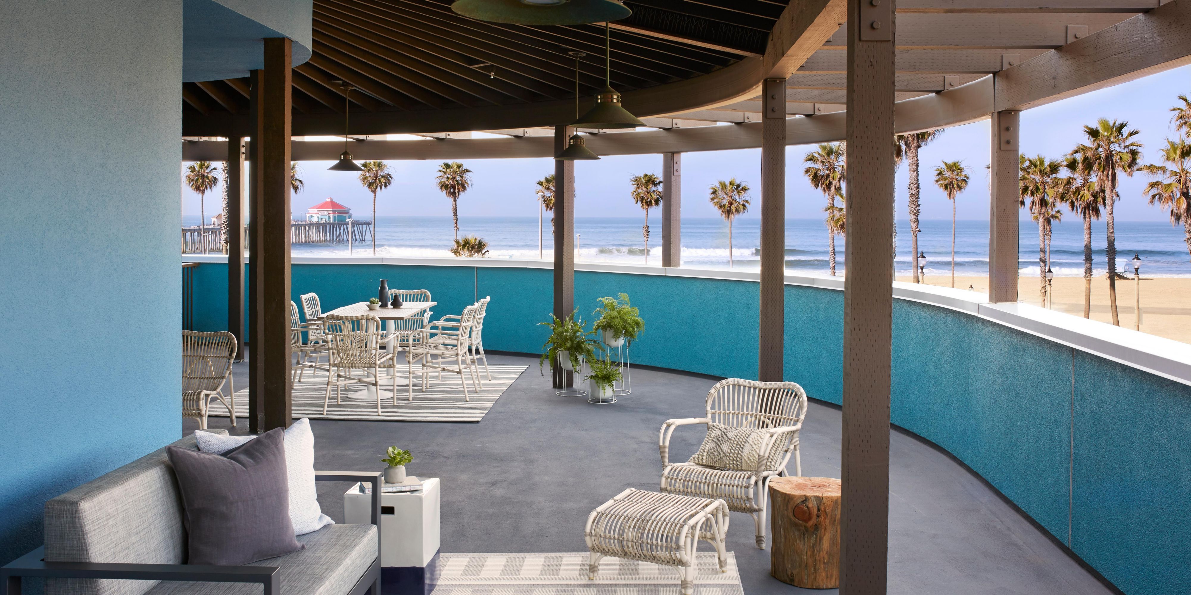 700 square foot furnished balcony with direct Pacific Ocean view