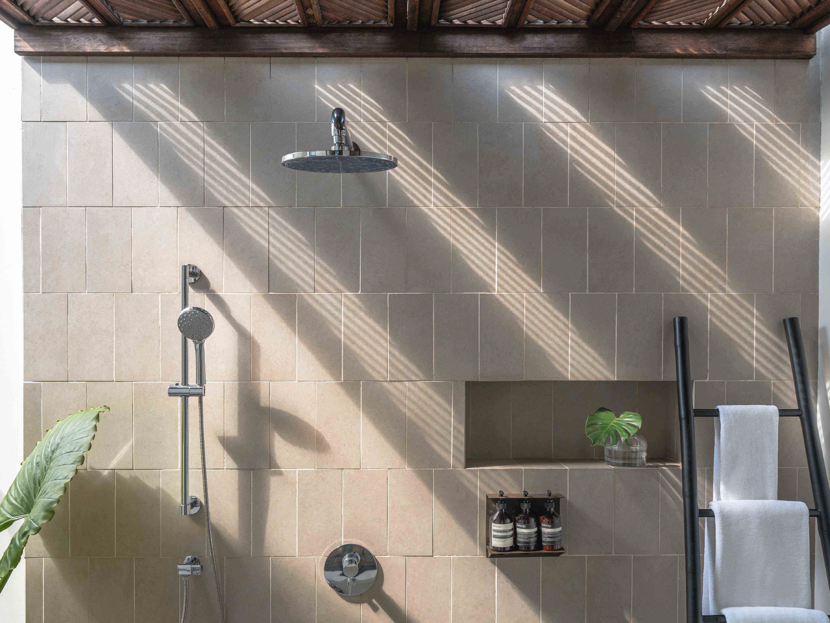Kimpton Kitalay Samui The Villas Outdoor Shower
