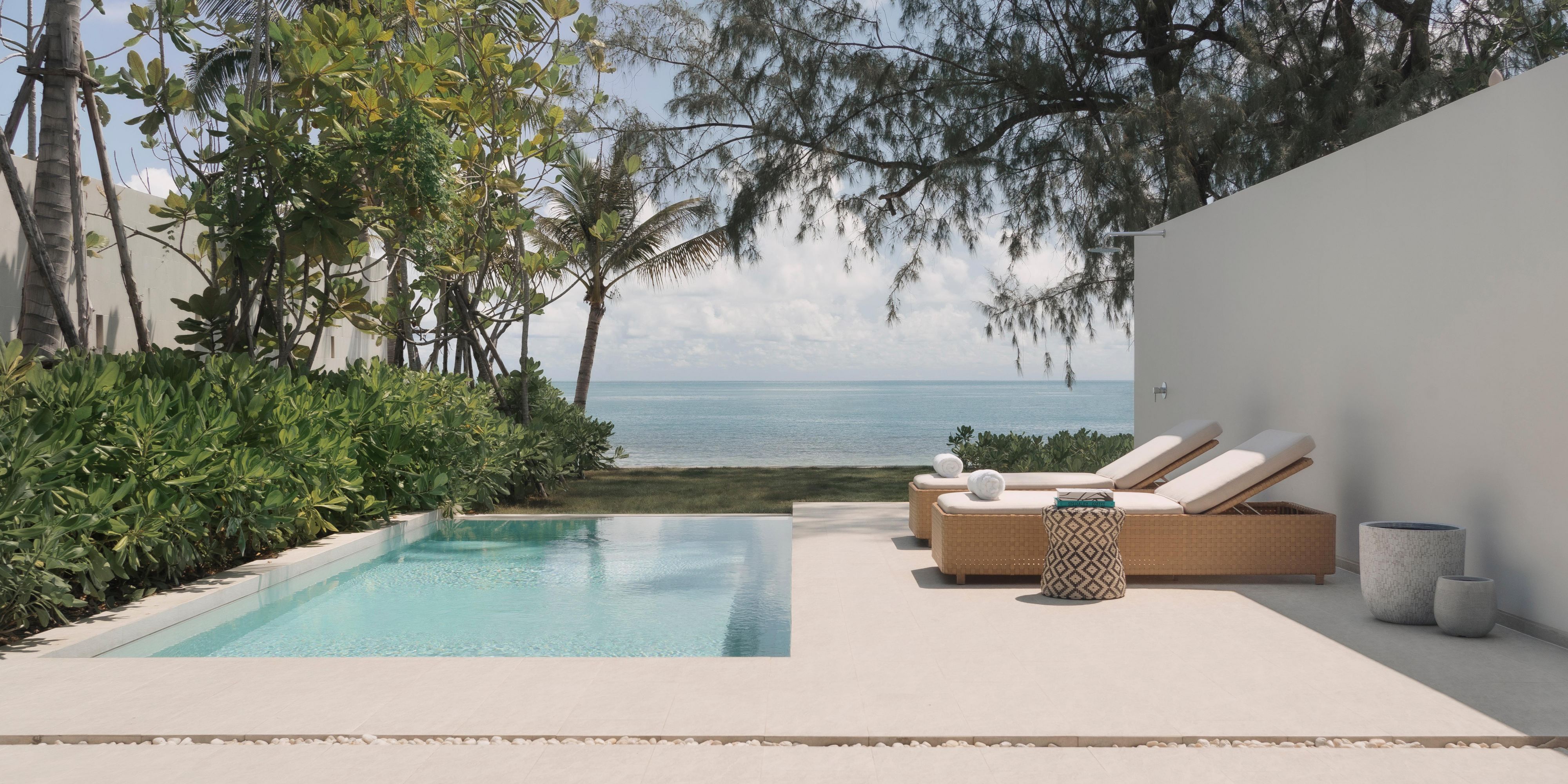 Our 21 stunning oceanfront villas offer direct and private access to our unspoilt stretch of sand on Choeng Mon Beach. Each of our design-forward villas focuses on sumptuous natural materials and colours.