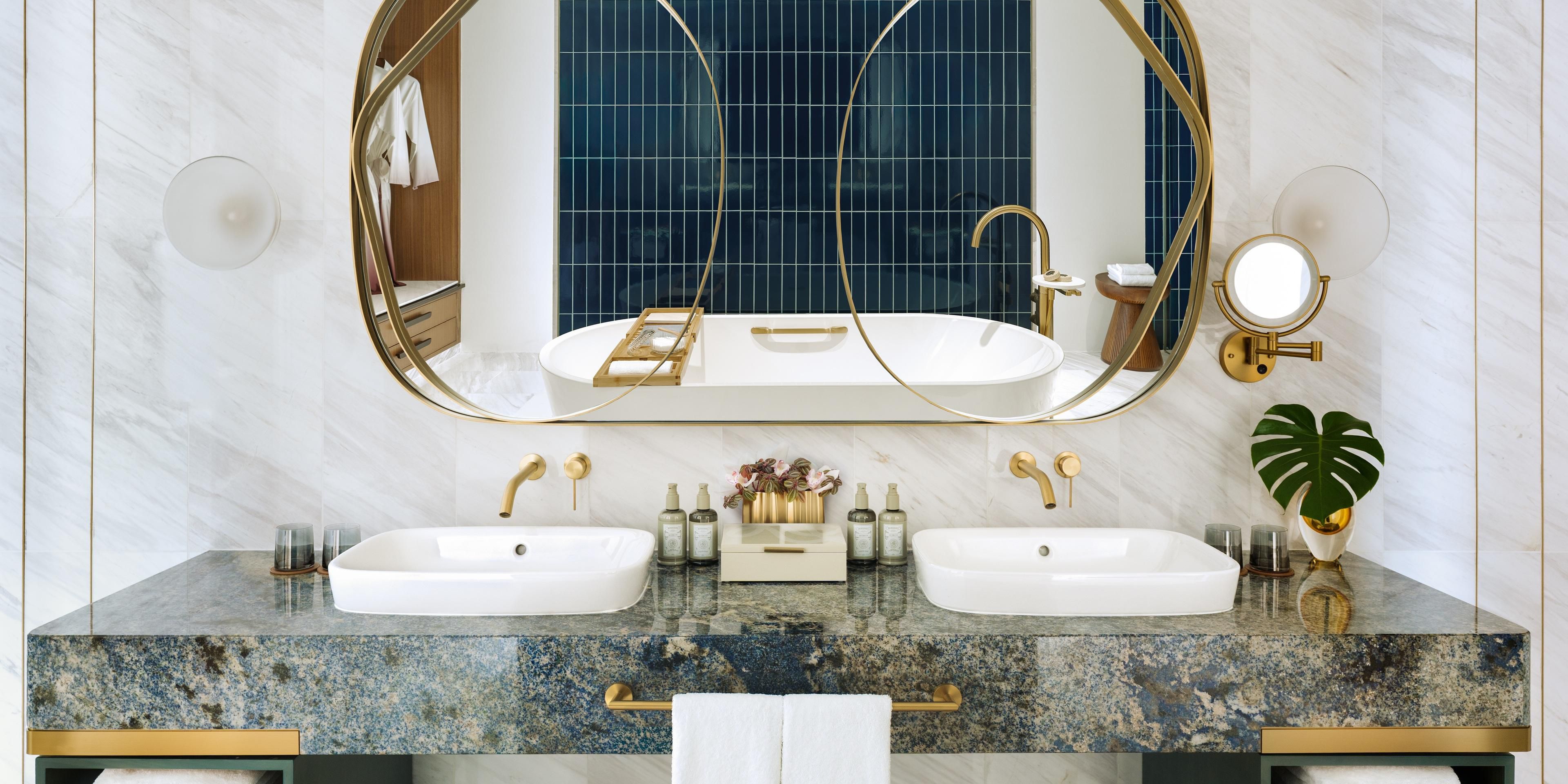 Celebrity Suite Bathroom