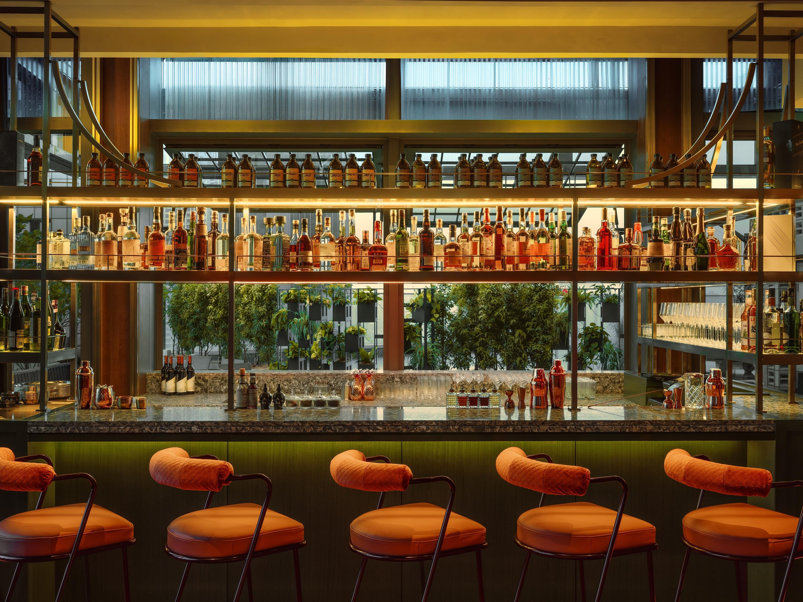Four Siblings Rooftop Bar & Lounge