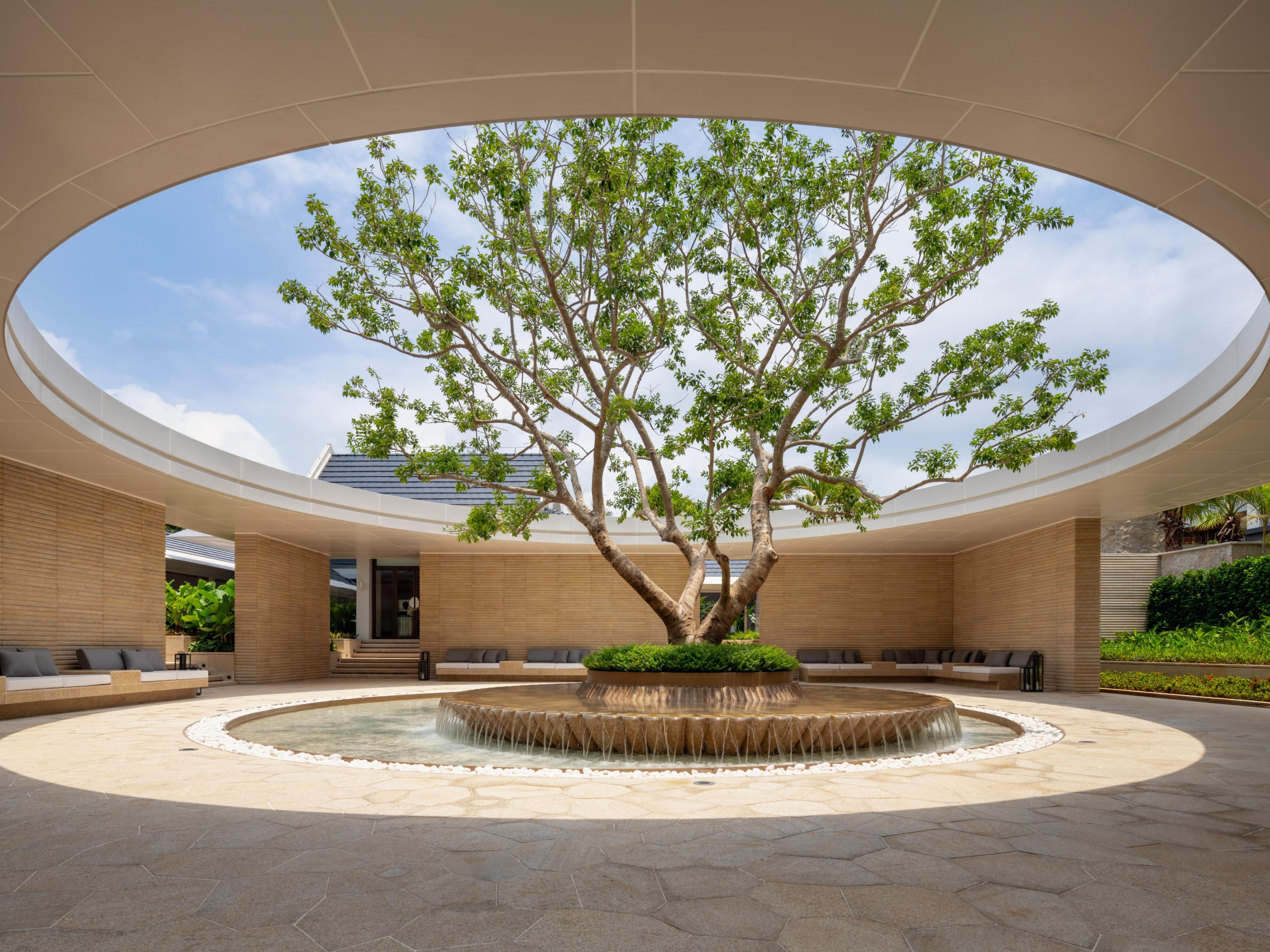  Solis Spa Atrium