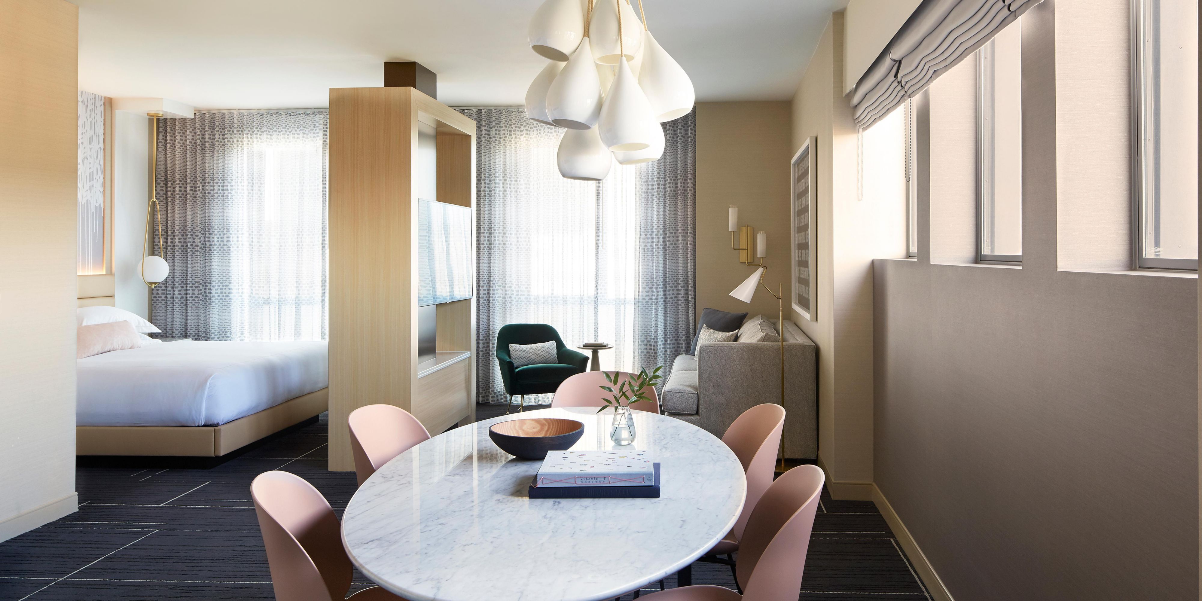 Hollywood Suite