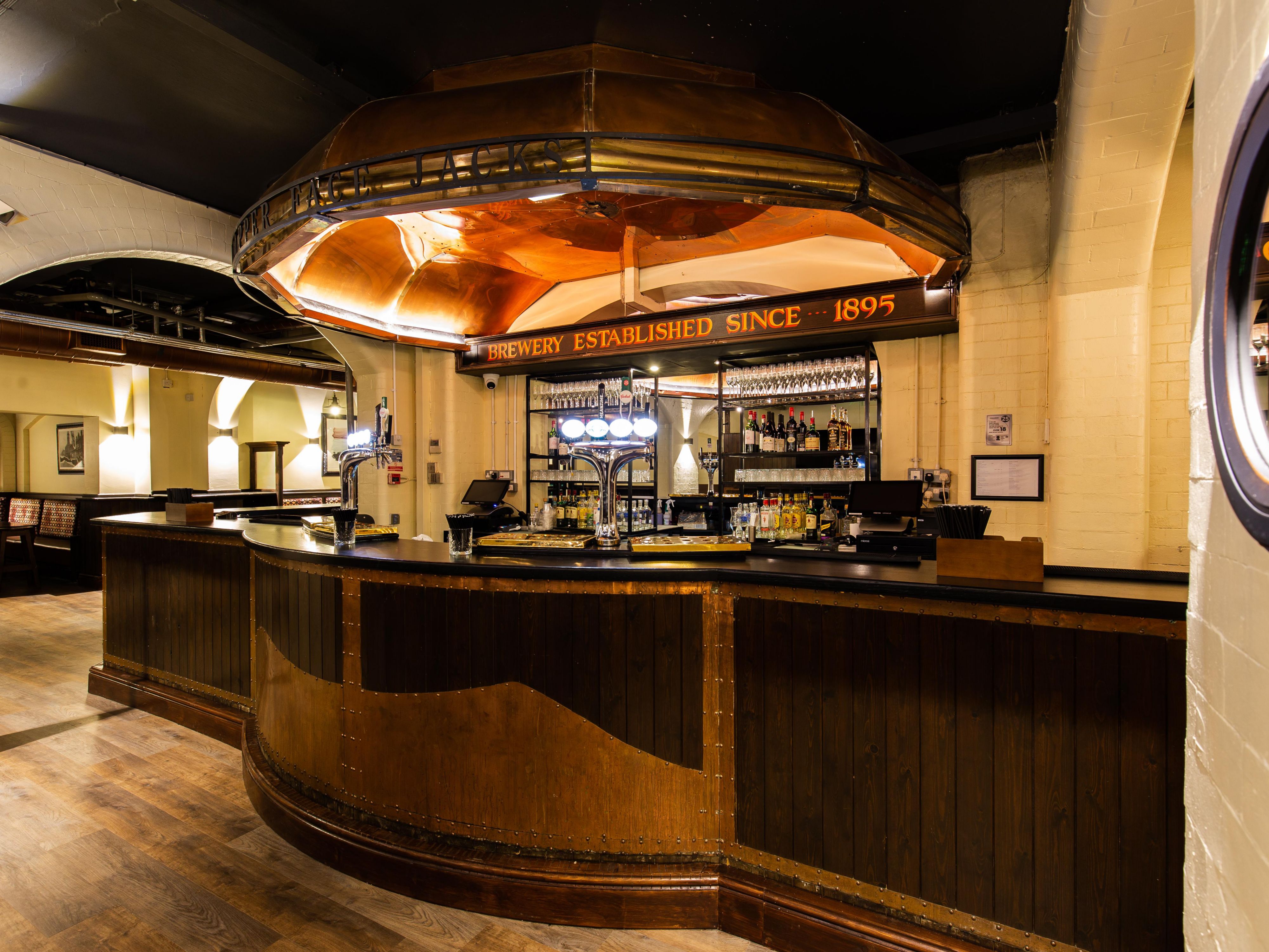 Tavern / Pub