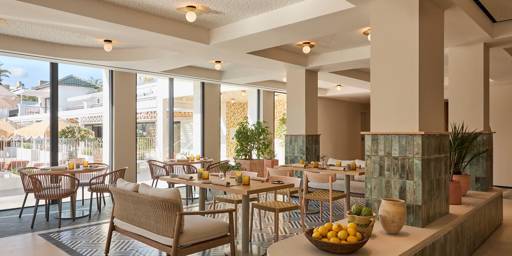 Restaurant gallery