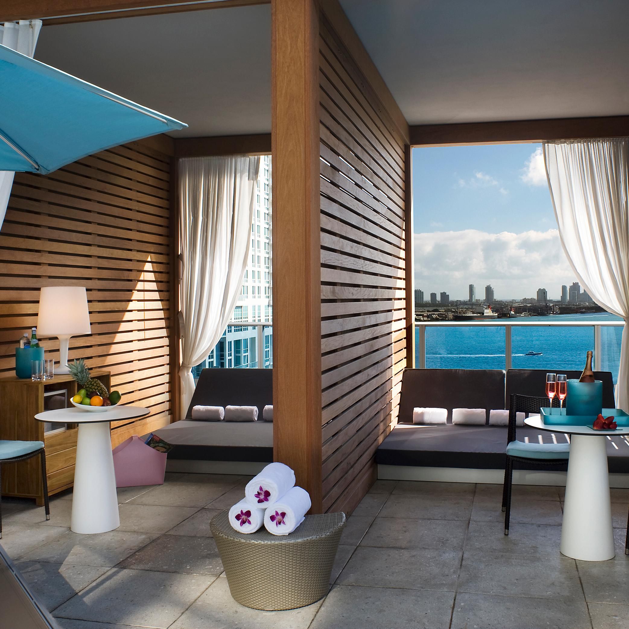 Kimpton EPIC Hotel in Downtown Miami | Kimpton Hotels