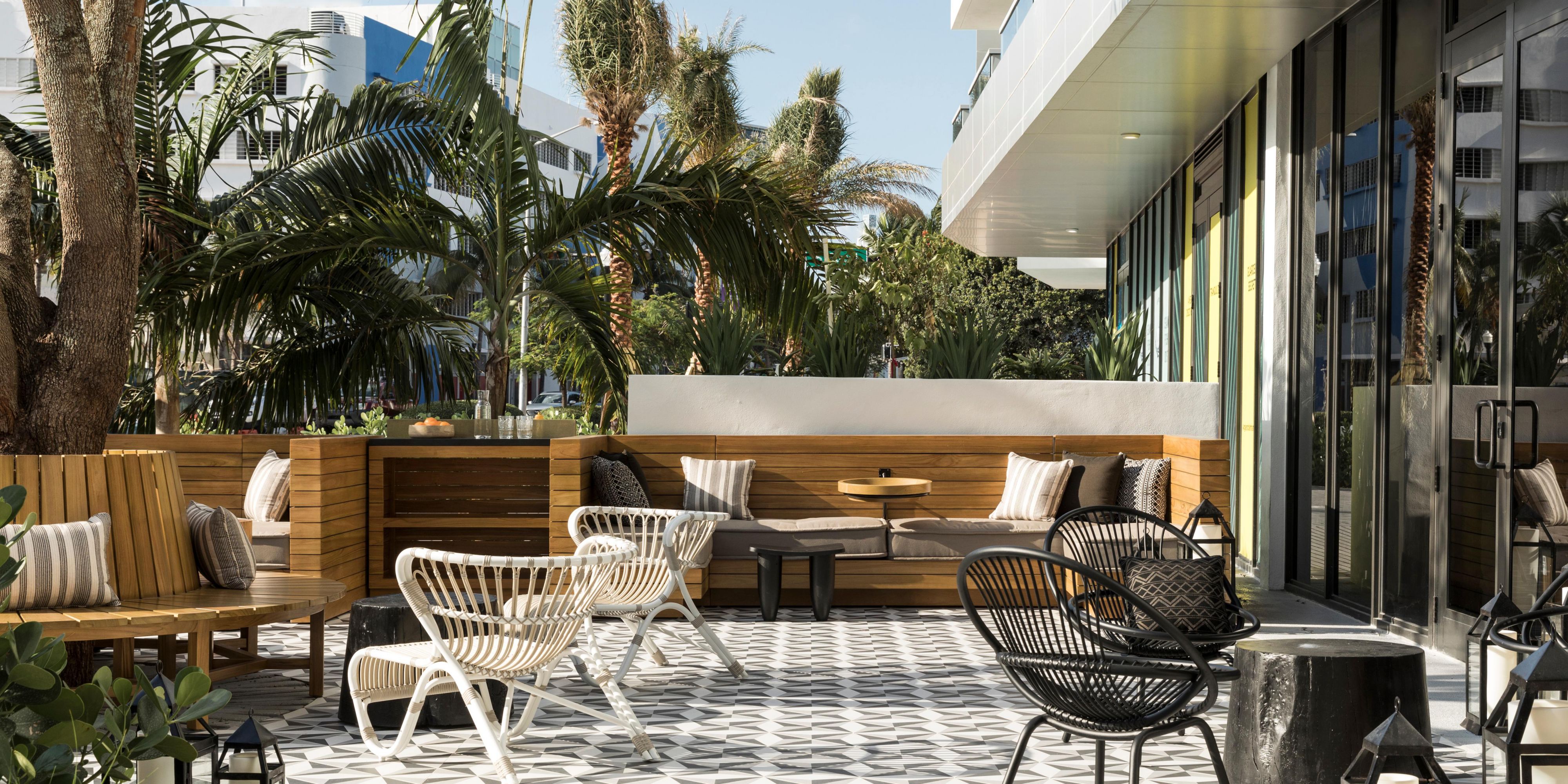 Minnow Bar Outside Seating