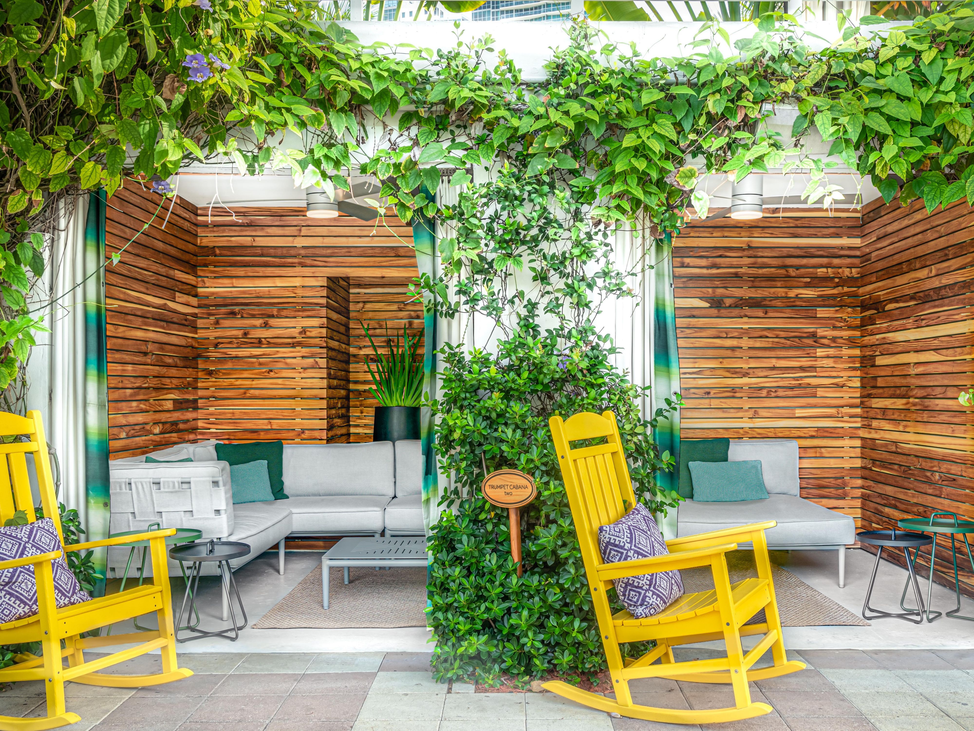 The Vines. Cabanas by the Pool