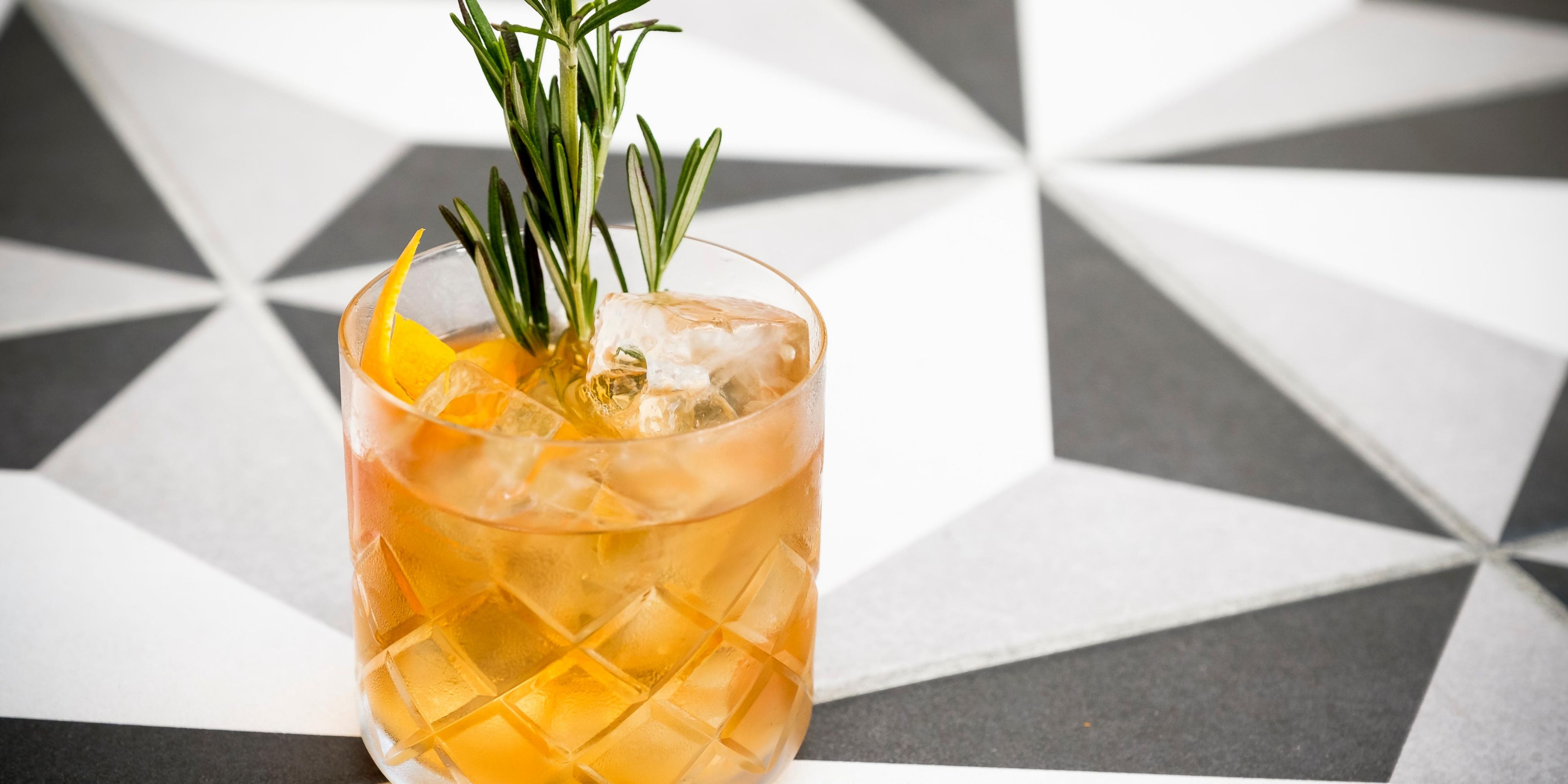 Minnow Bar - Iron Horse Cocktail, Redemption Rye, Applejack