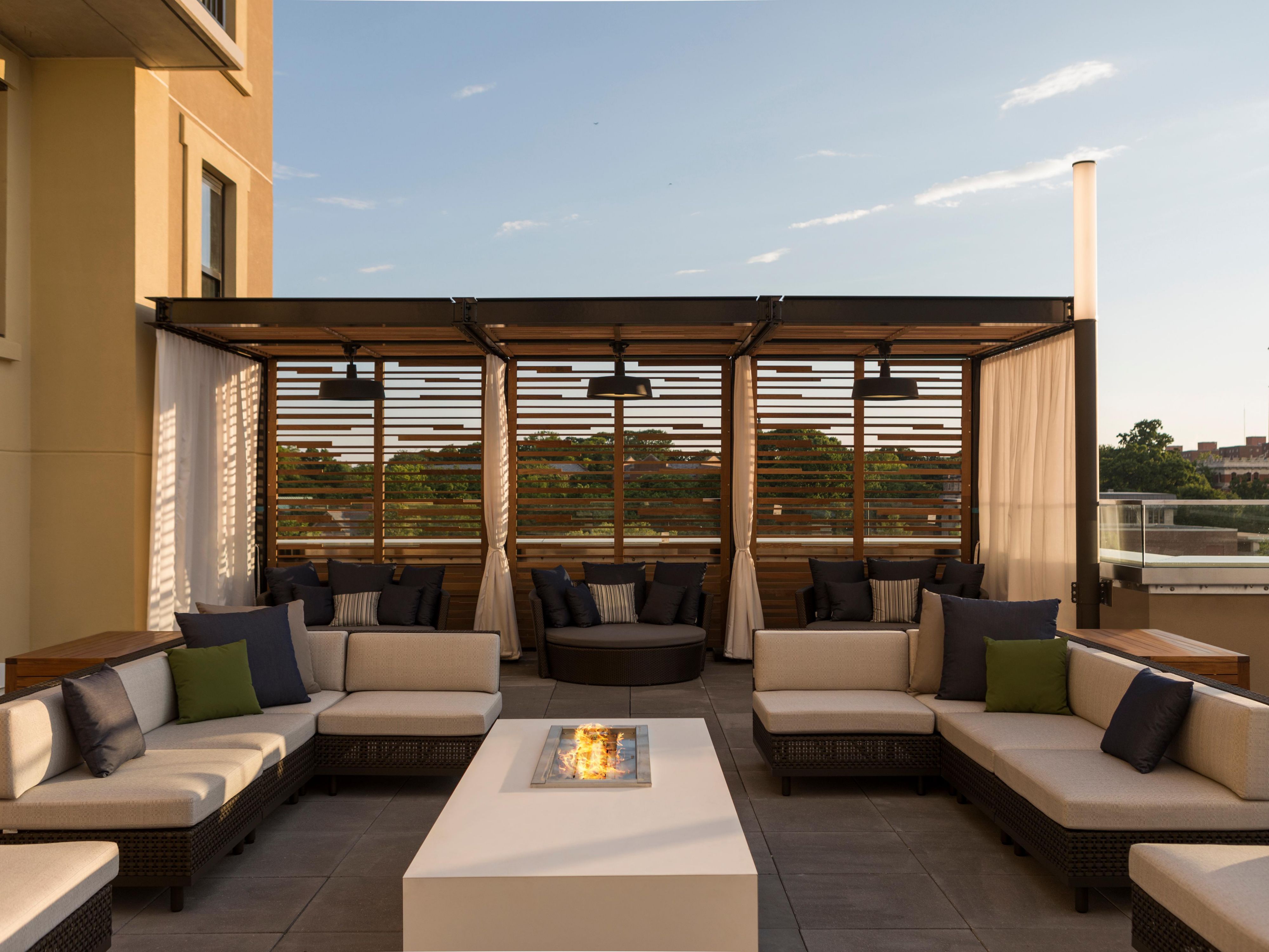 Hotel Feature
