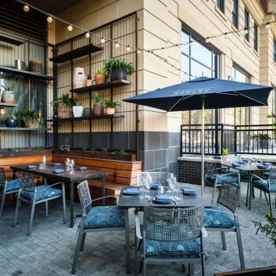 Cena al aire libre en Henley