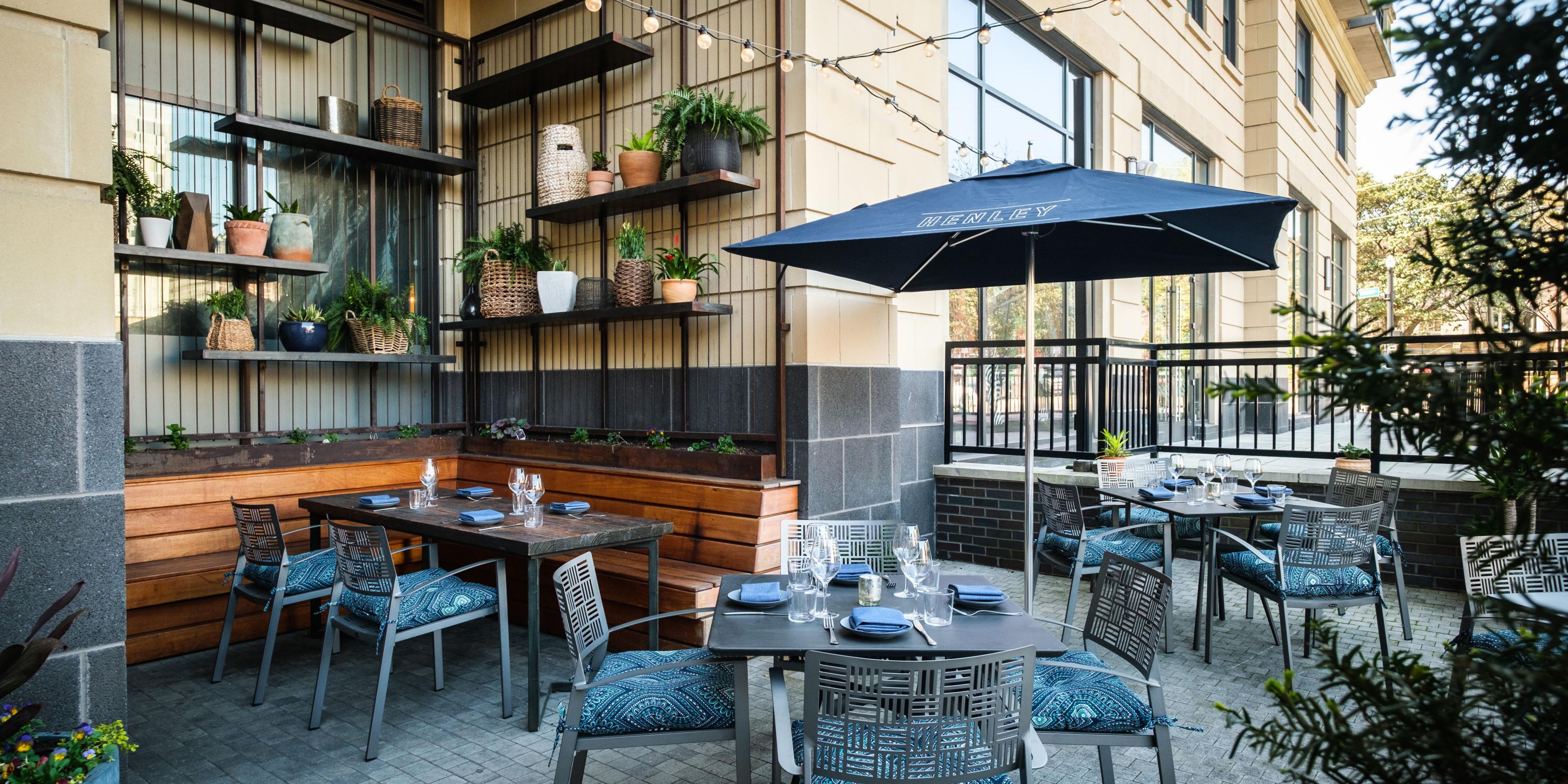 There's no better place to take in the warm breeze of a Nashville evening that the Henley patio. Home to a living wall and our chef's own herb garden, the terrace bustles with the buzz of Midtown, from Sunday brunch to midweek happy hour and late into the night.