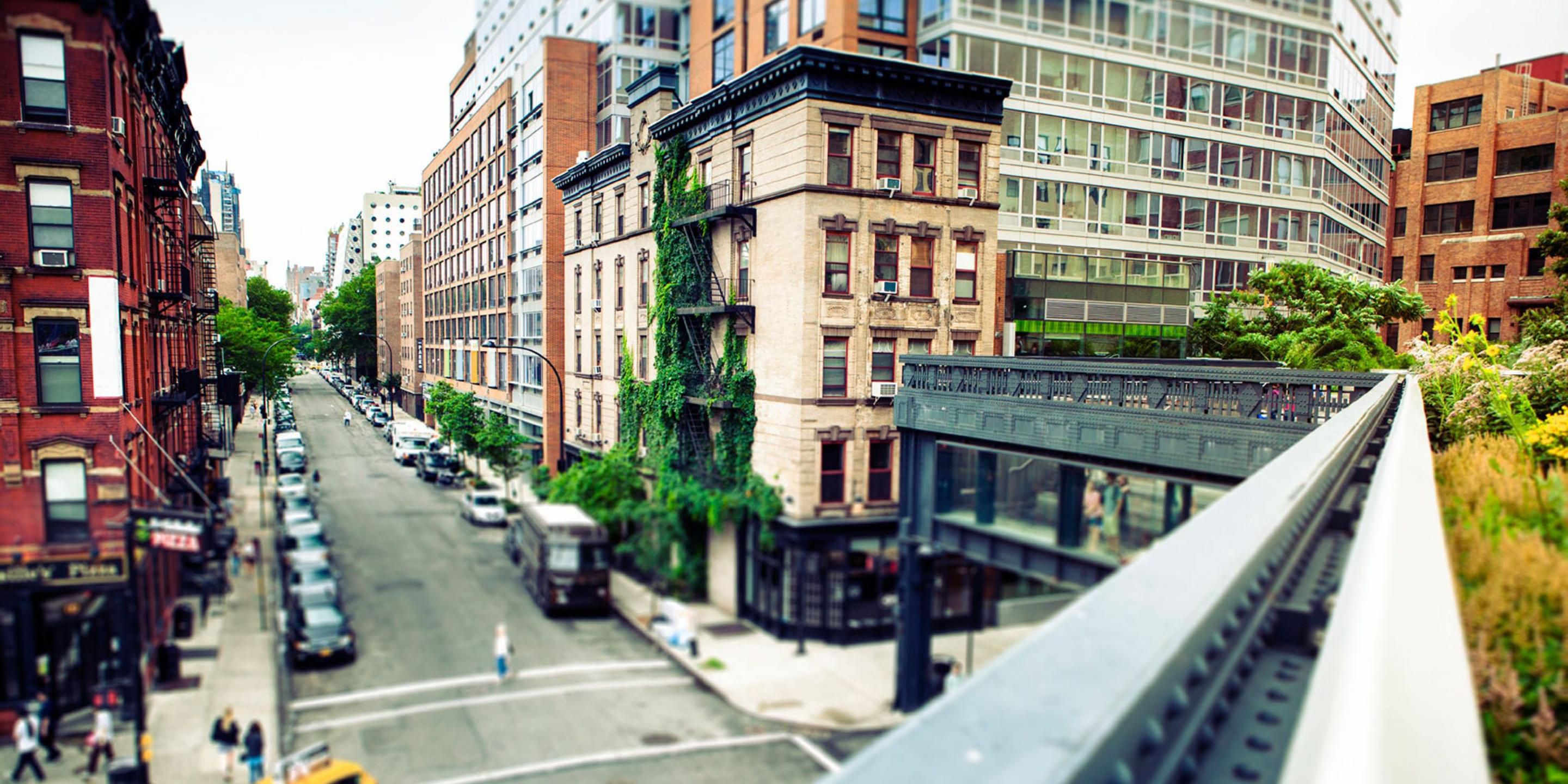 Kimpton Hotel Eventi places you steps from Chelsea’s vibrant offerings: art galleries, one-of-a-kind boutiques, buzzing nightclubs, Chelsea Market, the High Line promenade, and Chelsea Piers.