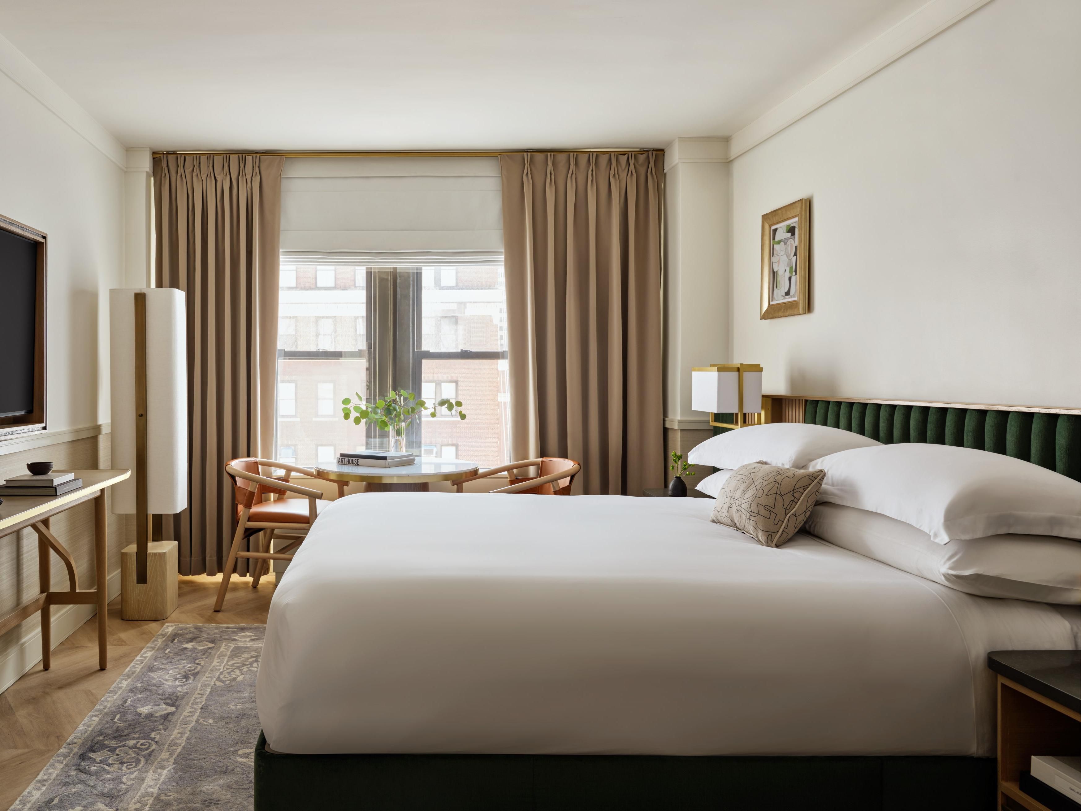 Luxury Midtown NYC hotel retreat with elegant guestrooms