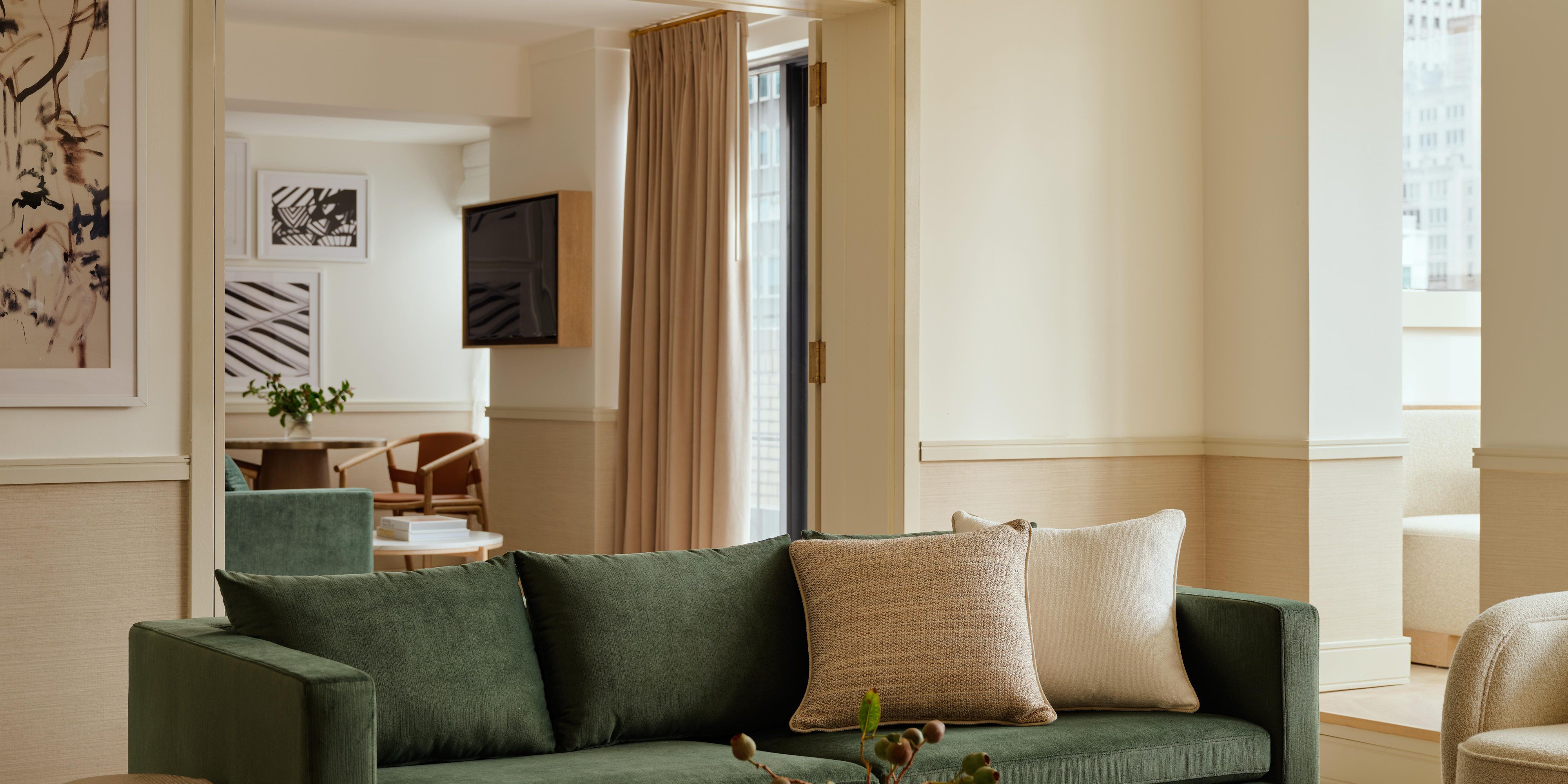  Modern New York City suite with an elegant living space