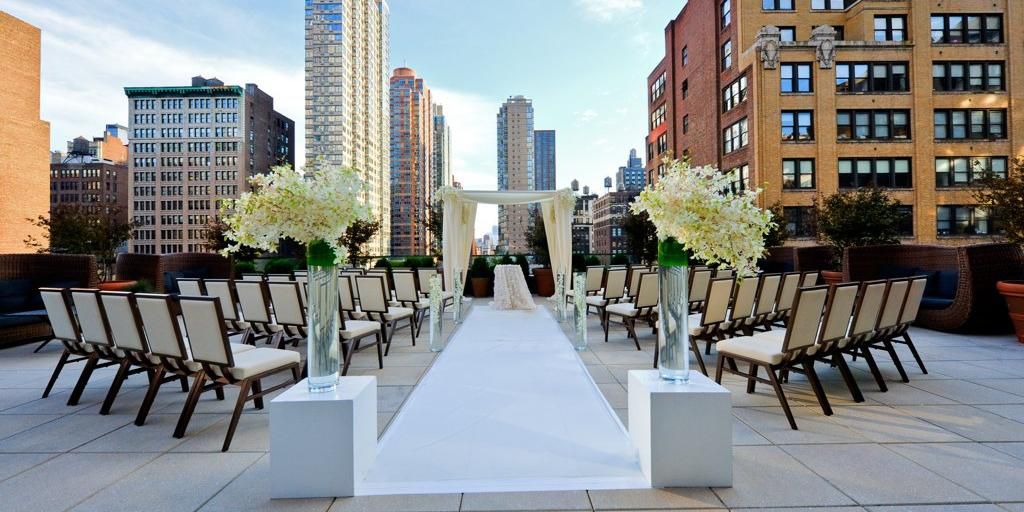 Together you’ve popped the second big question: Where to get married? Say yes to Hotel Eventi and exchange vows in a ballroom with 16-foot windows and city views. Host your reception on the outdoor Veranda, floating above bustling Sixth Avenue. Catering is by our award-winning chef, Laurent Tourondel. Dazzling-ever-after is all you.