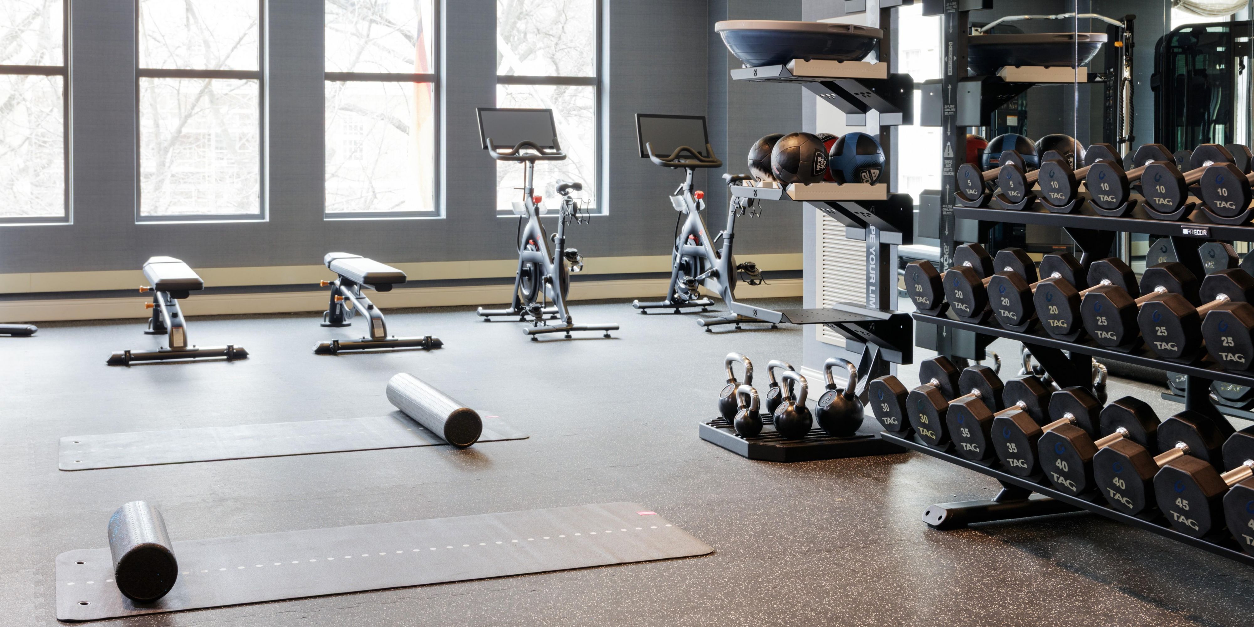 Fitnesscenter mit Blick auf den Independence Park
