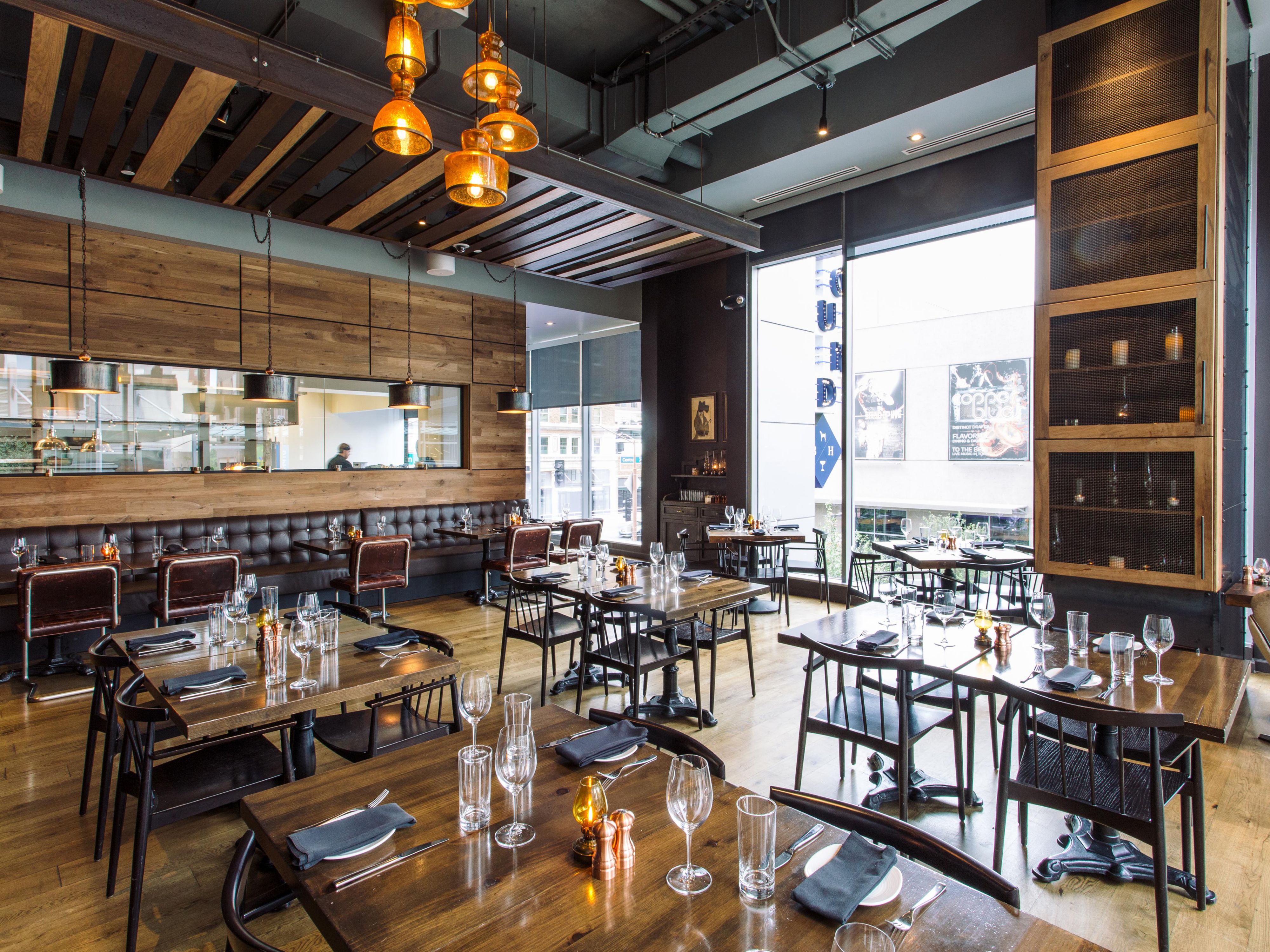 Blue Hound Kitchen & Cocktails
