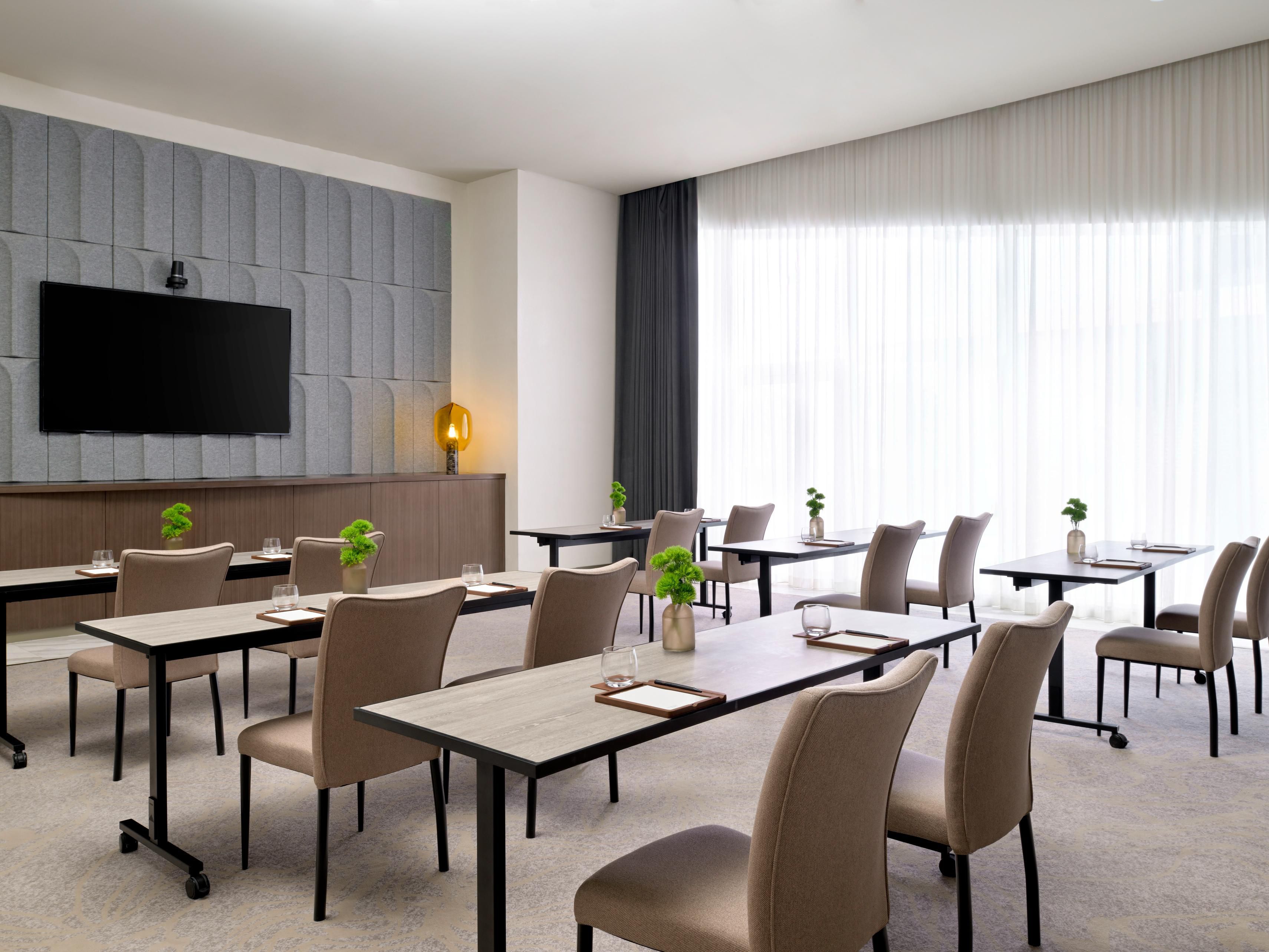 Al Saleem Meeting Room