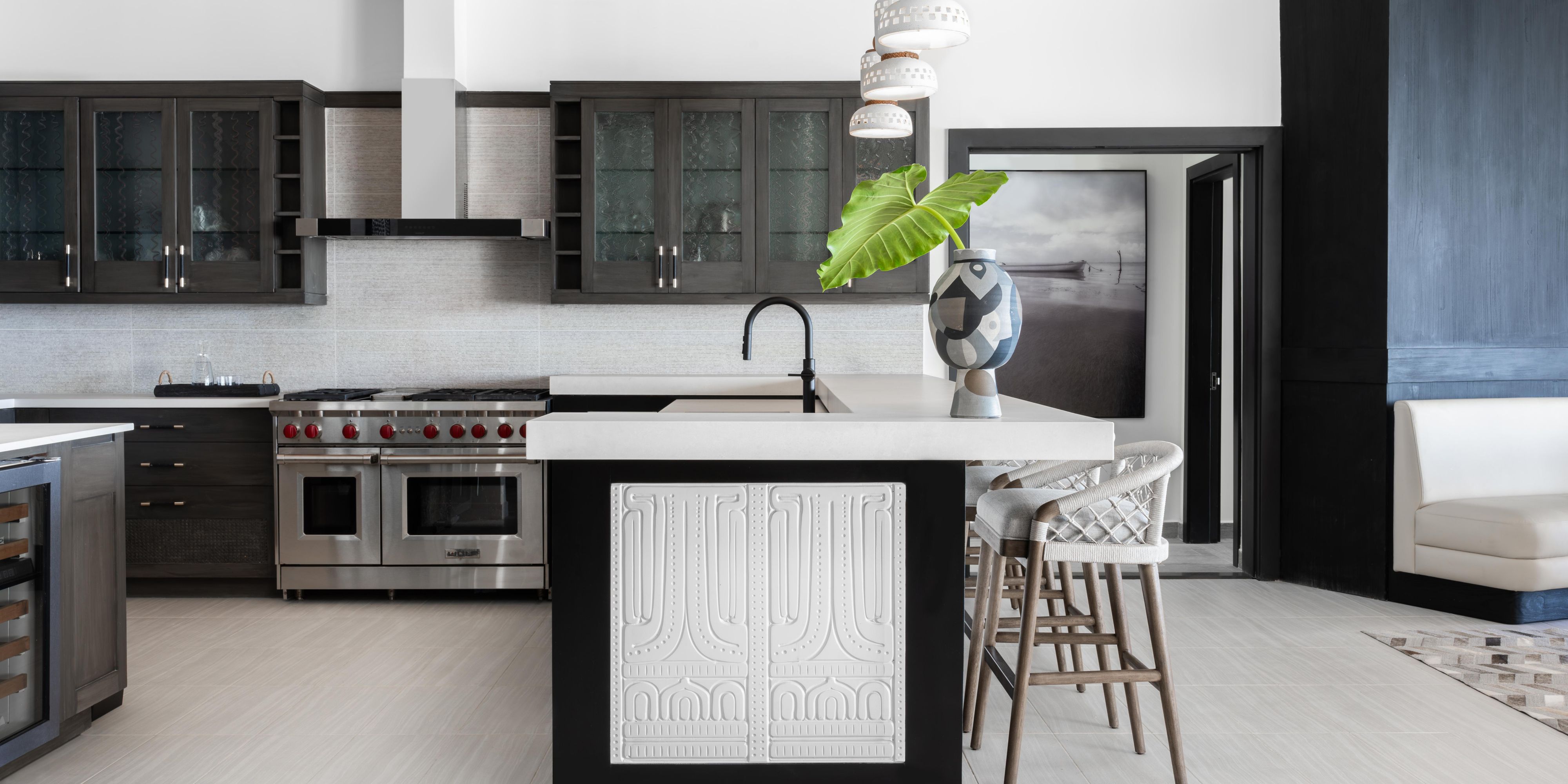 2 Bedroom Beachfront Penthouse Kitchen