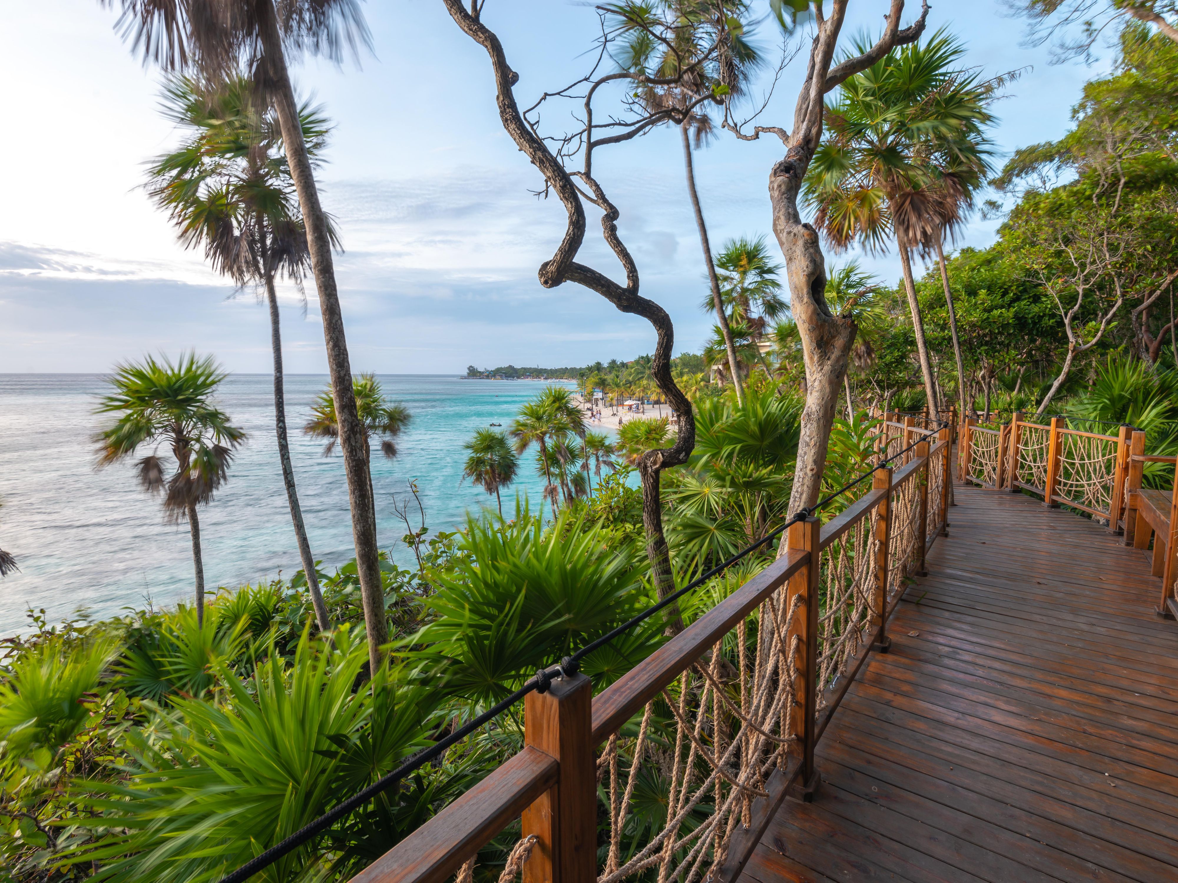 Walkway to Kao Kamasa Spa