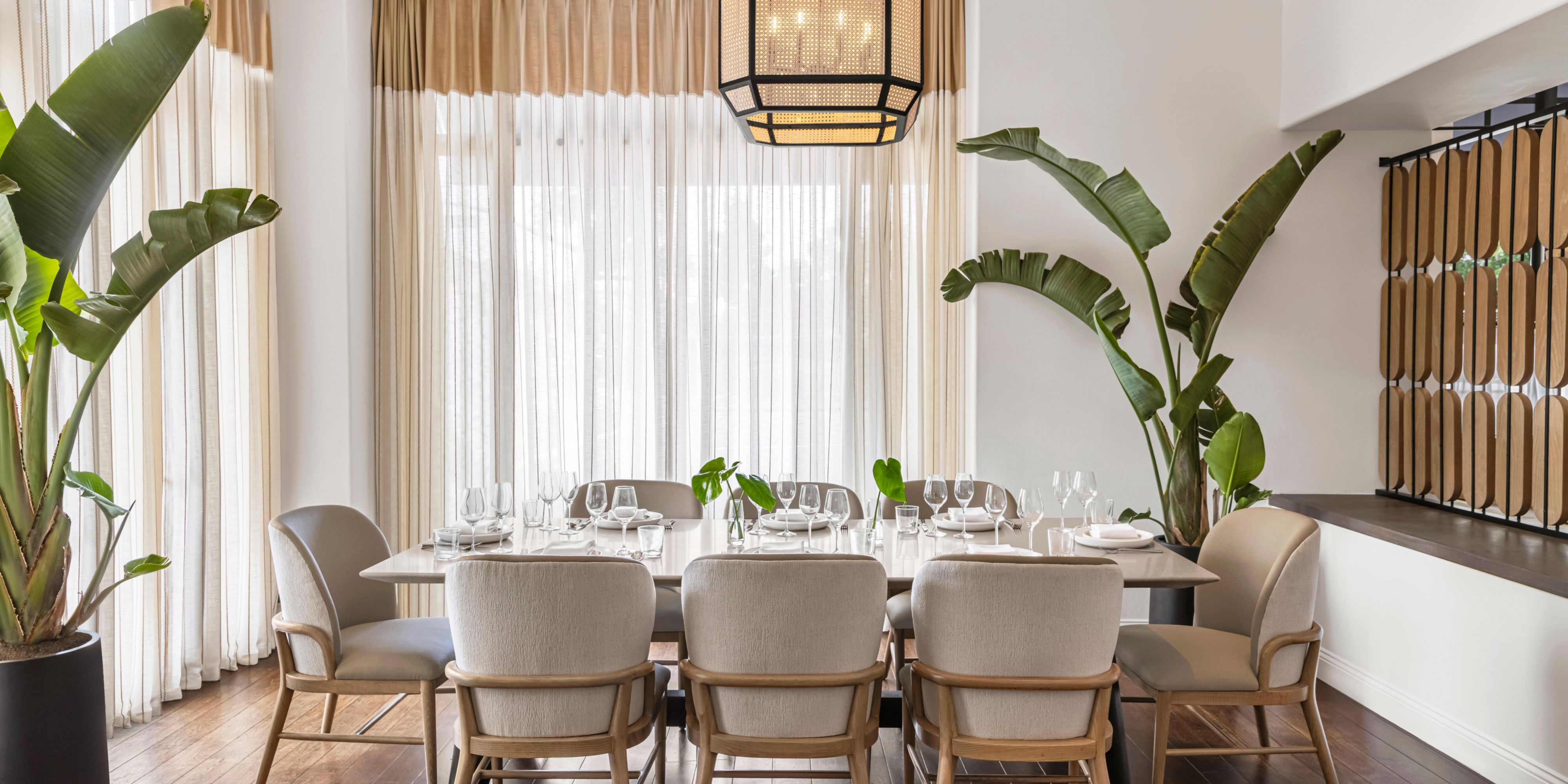 Being connected to Canary Hotel has its perks. Like event spaces that accommodate up to 250 guests, including a rooftop that can host celebrations under an unforgettably starry sky. Meetings, parties and dinners are artfully executed, while weddings are a Santa Barbara dream, hosted in Canary’s elegant banquet rooms or the dazzling rooftop.