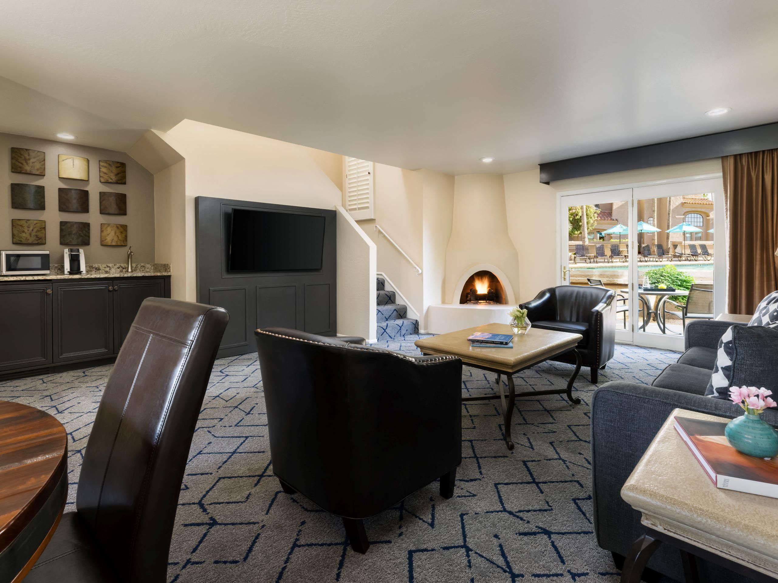 With private patios and separate living and dining areas, it’s easy to make yourself right at home in these Scottsdale AZ accommodations.