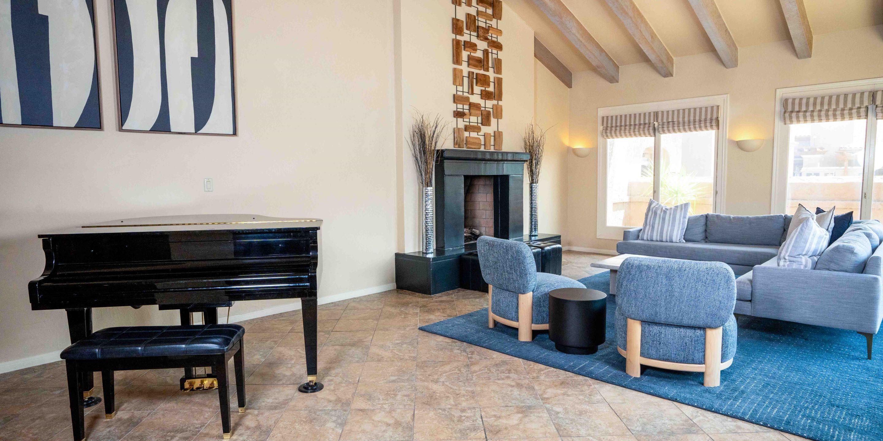 2 expansive living rooms with fireplace