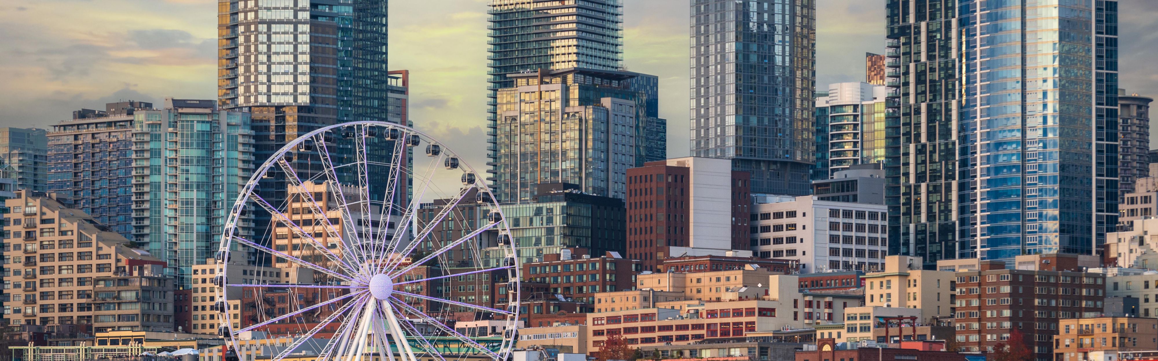 The Seattle Great Wheel on the waterfront