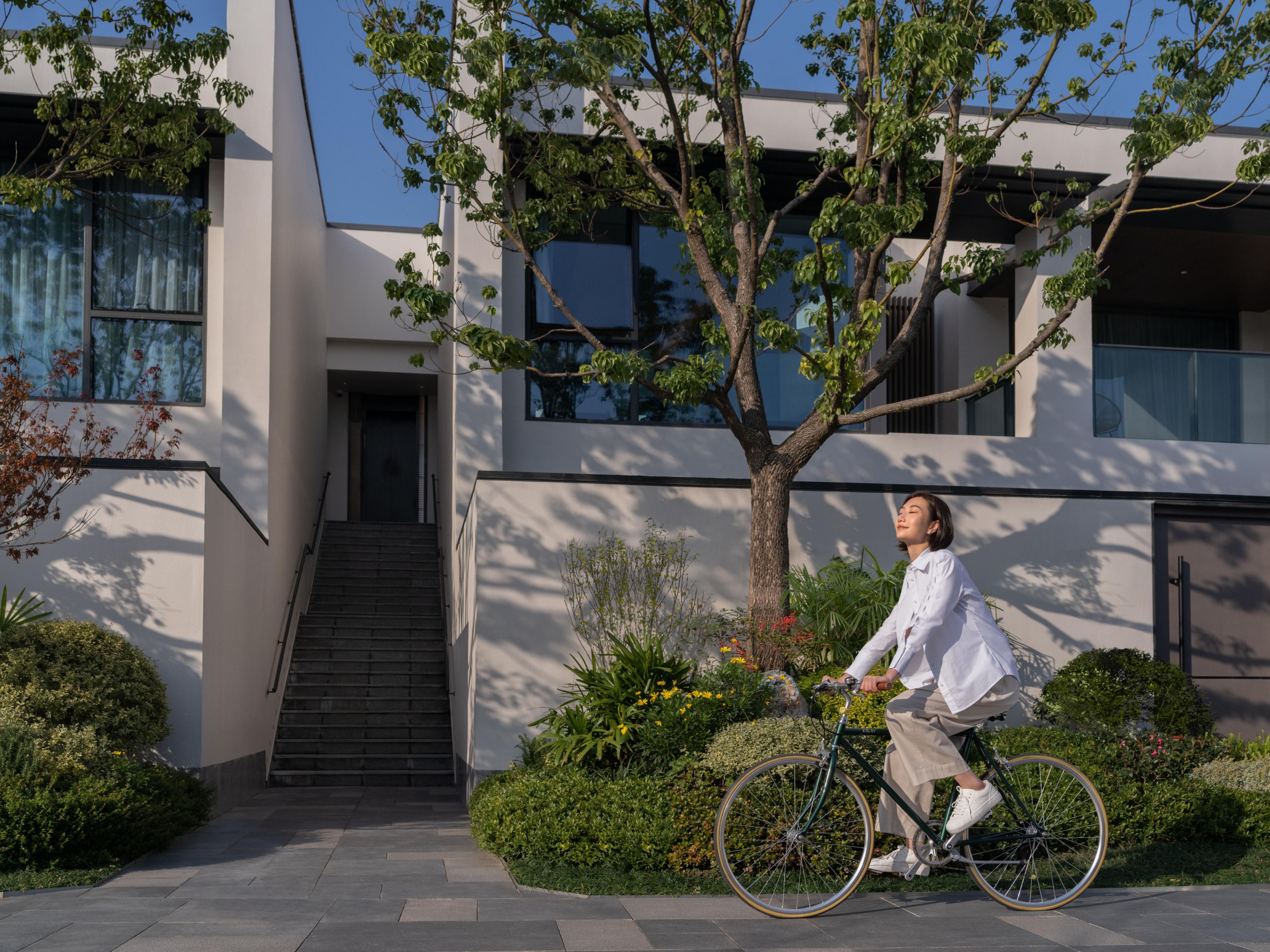 Ride the Kimpton bike to explore surrounding areas