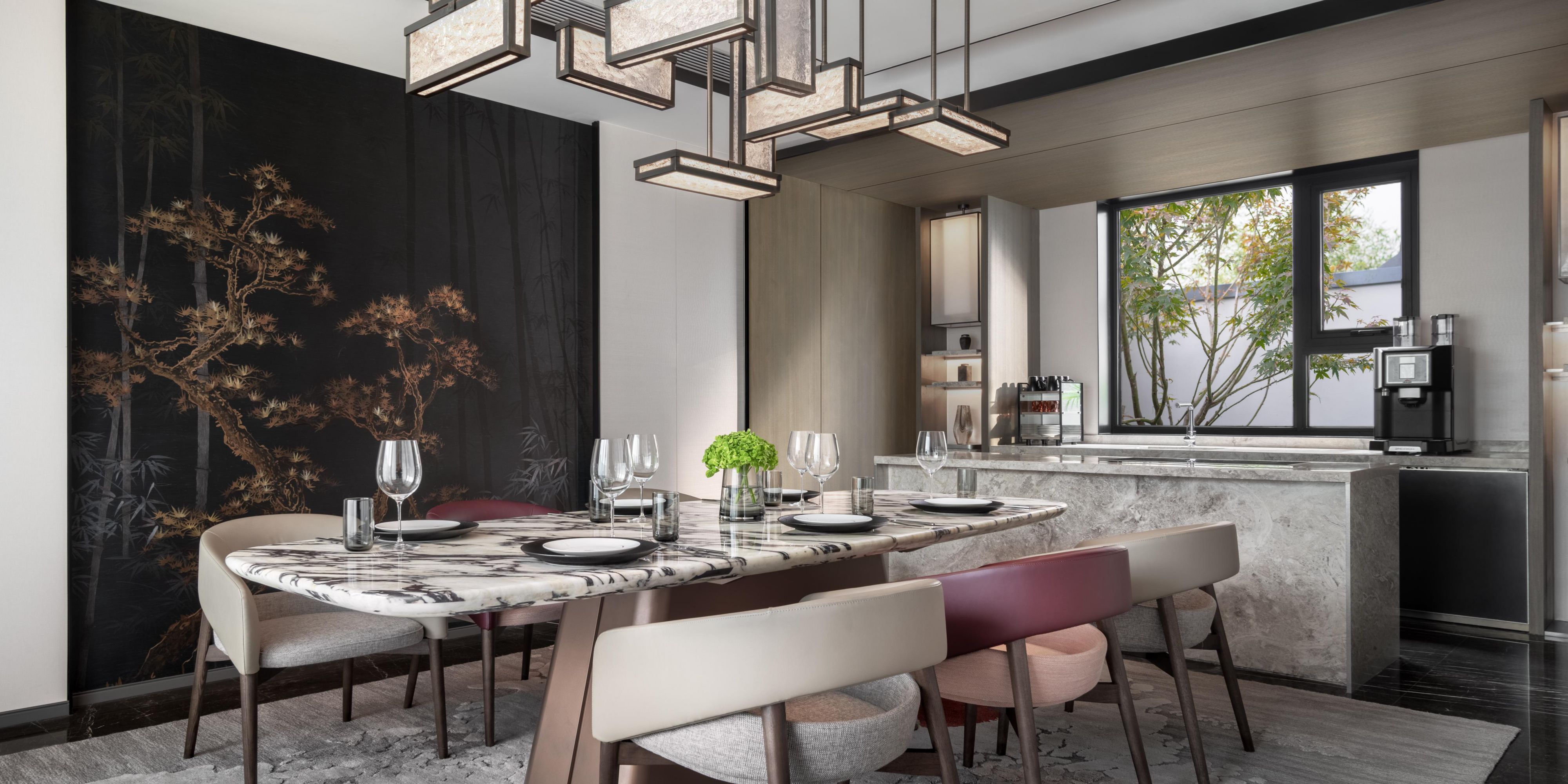 Dining room of Presidential Suite