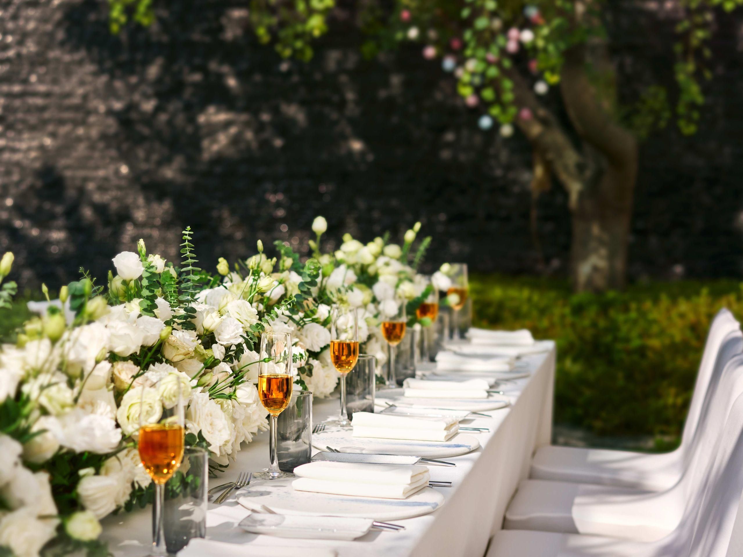 Western wedding at outdoor water terrace